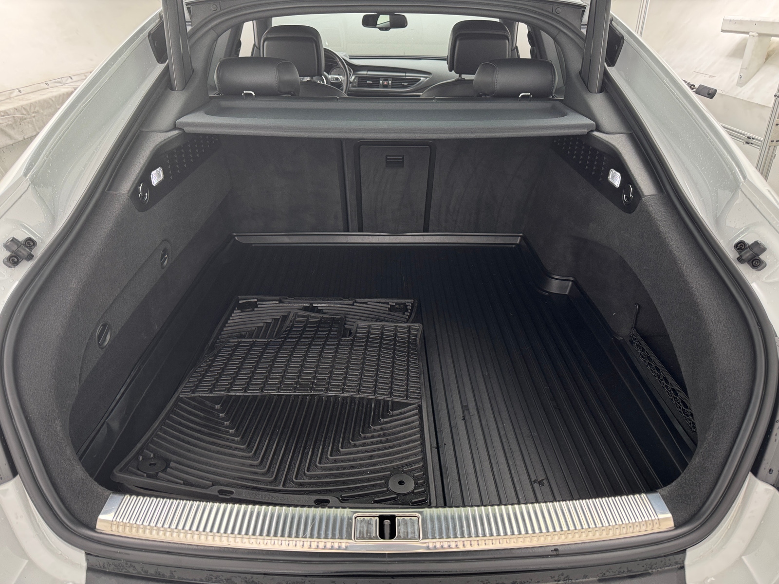 Thumbnail: 2017 Audi S7 - 6