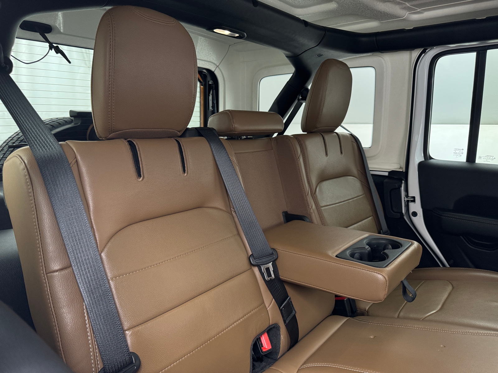 Thumbnail: 2022 Jeep Wrangler - 5