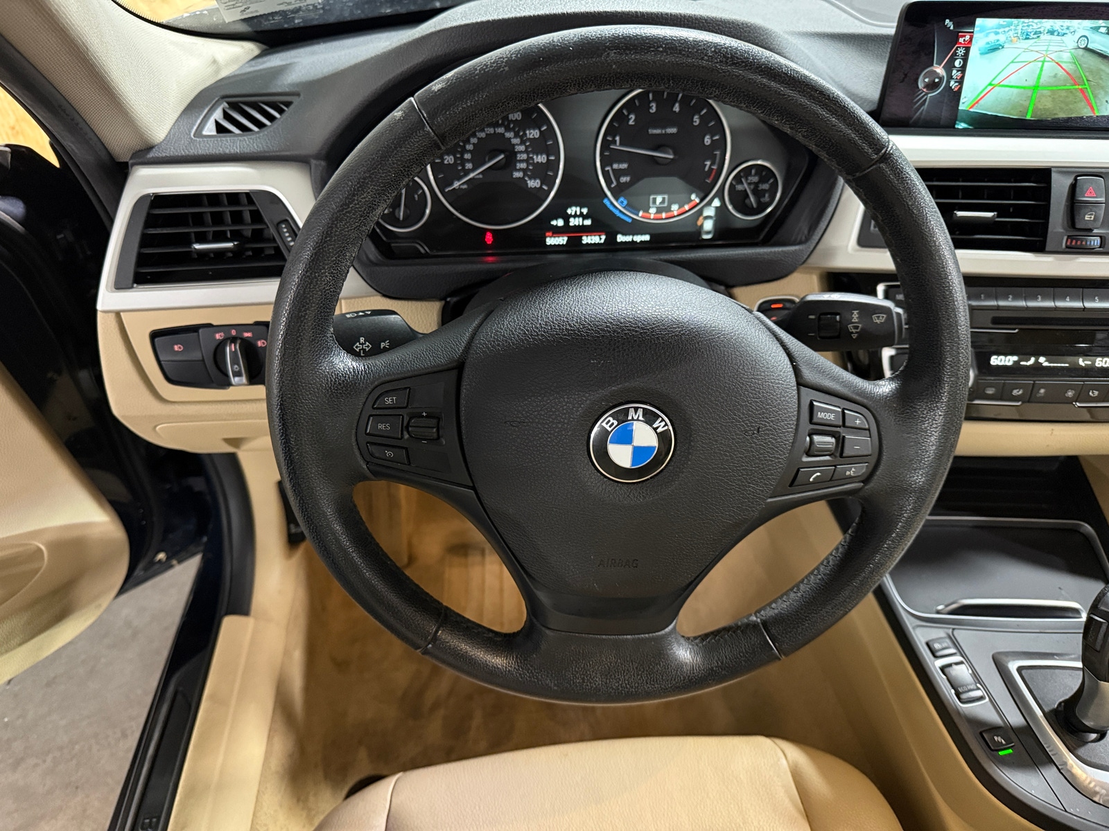 Thumbnail: 2016 BMW 3 Series - 4
