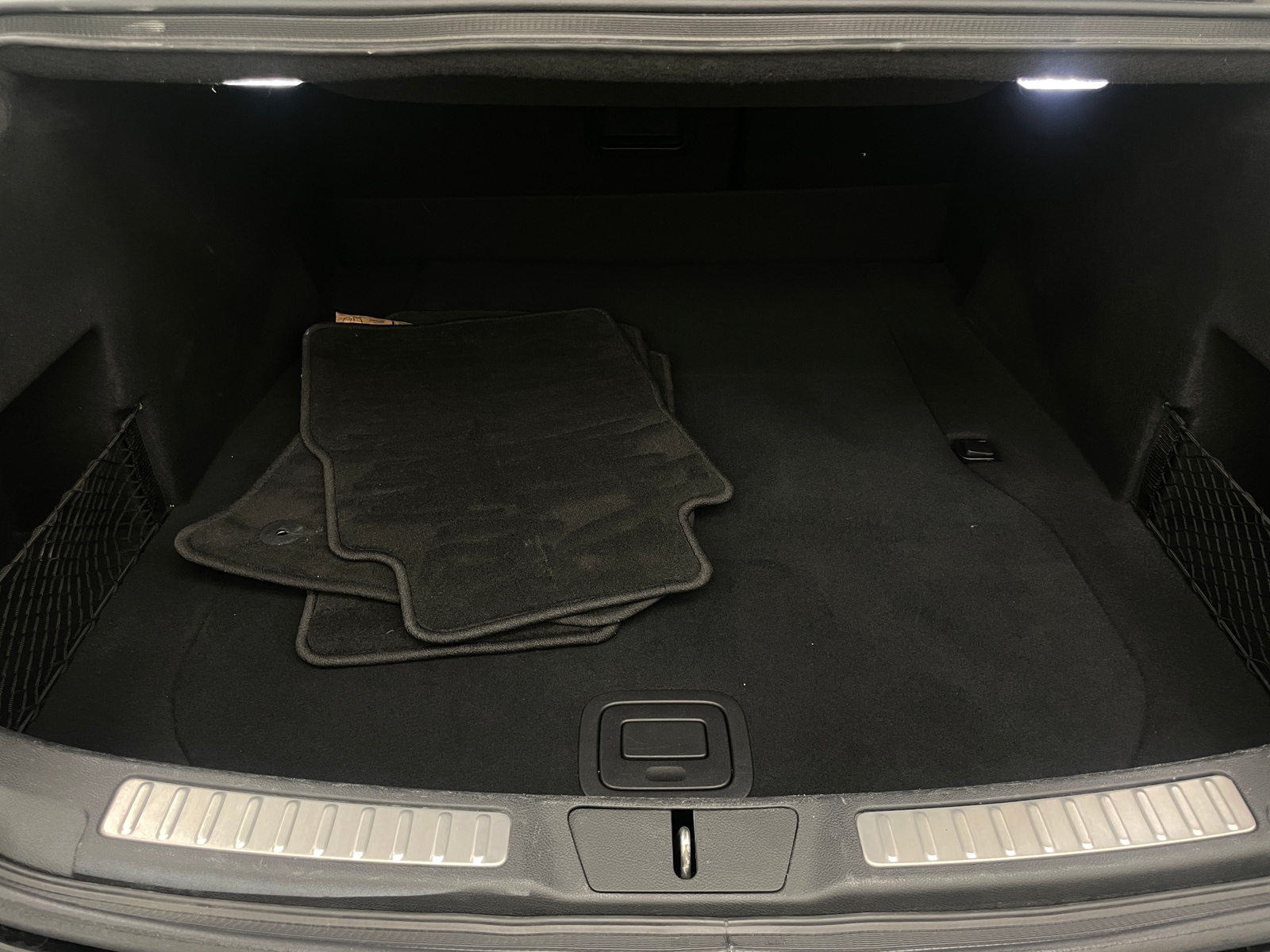 Thumbnail: 2020 Lincoln Continental - 6