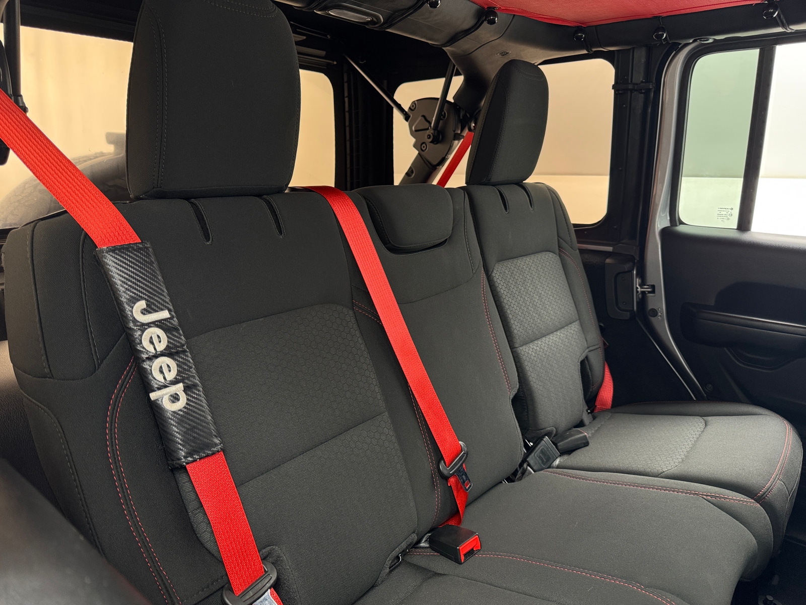 Thumbnail: 2020 Jeep Wrangler - 6