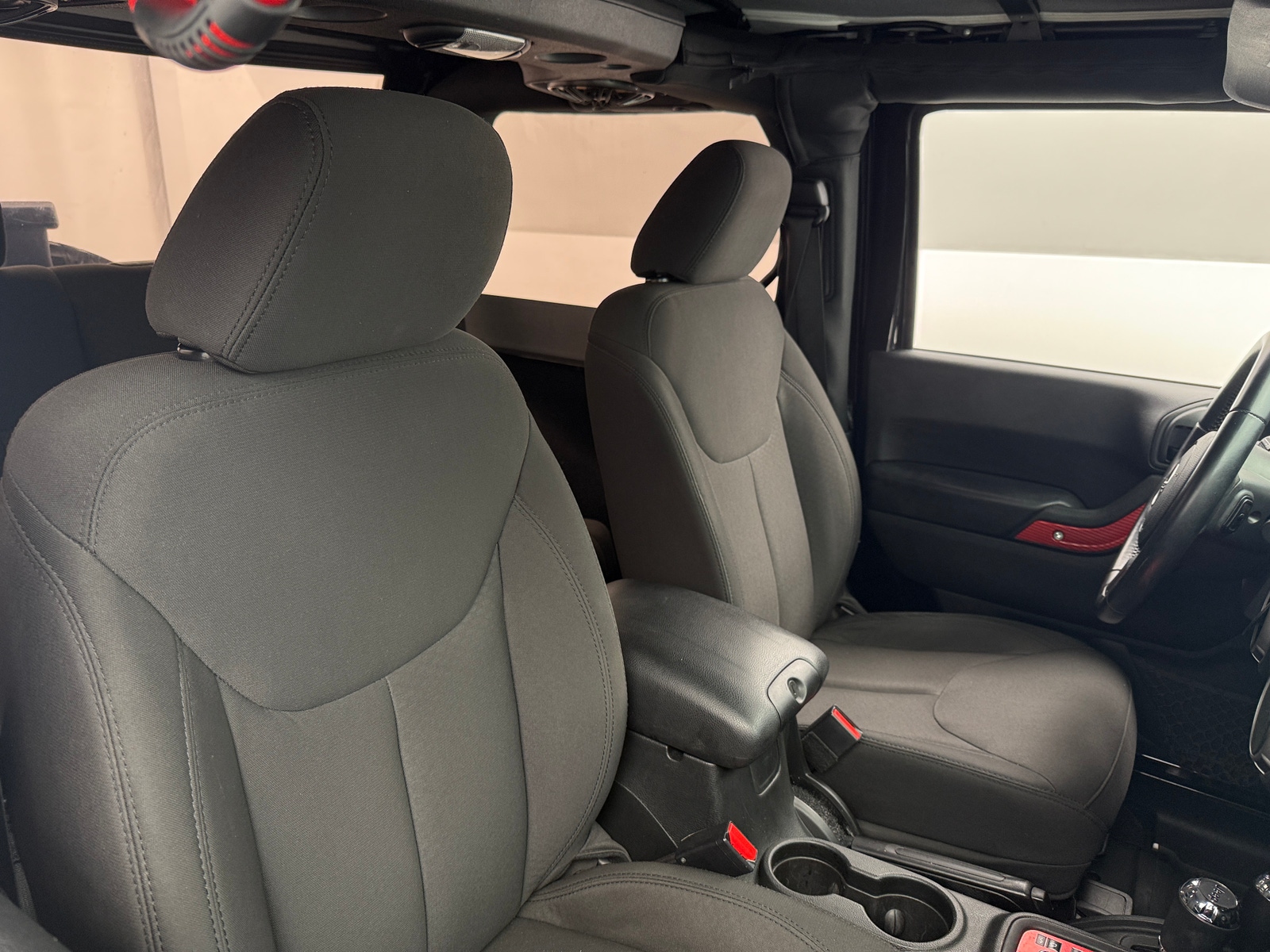 Thumbnail: 2017 Jeep Wrangler - 2