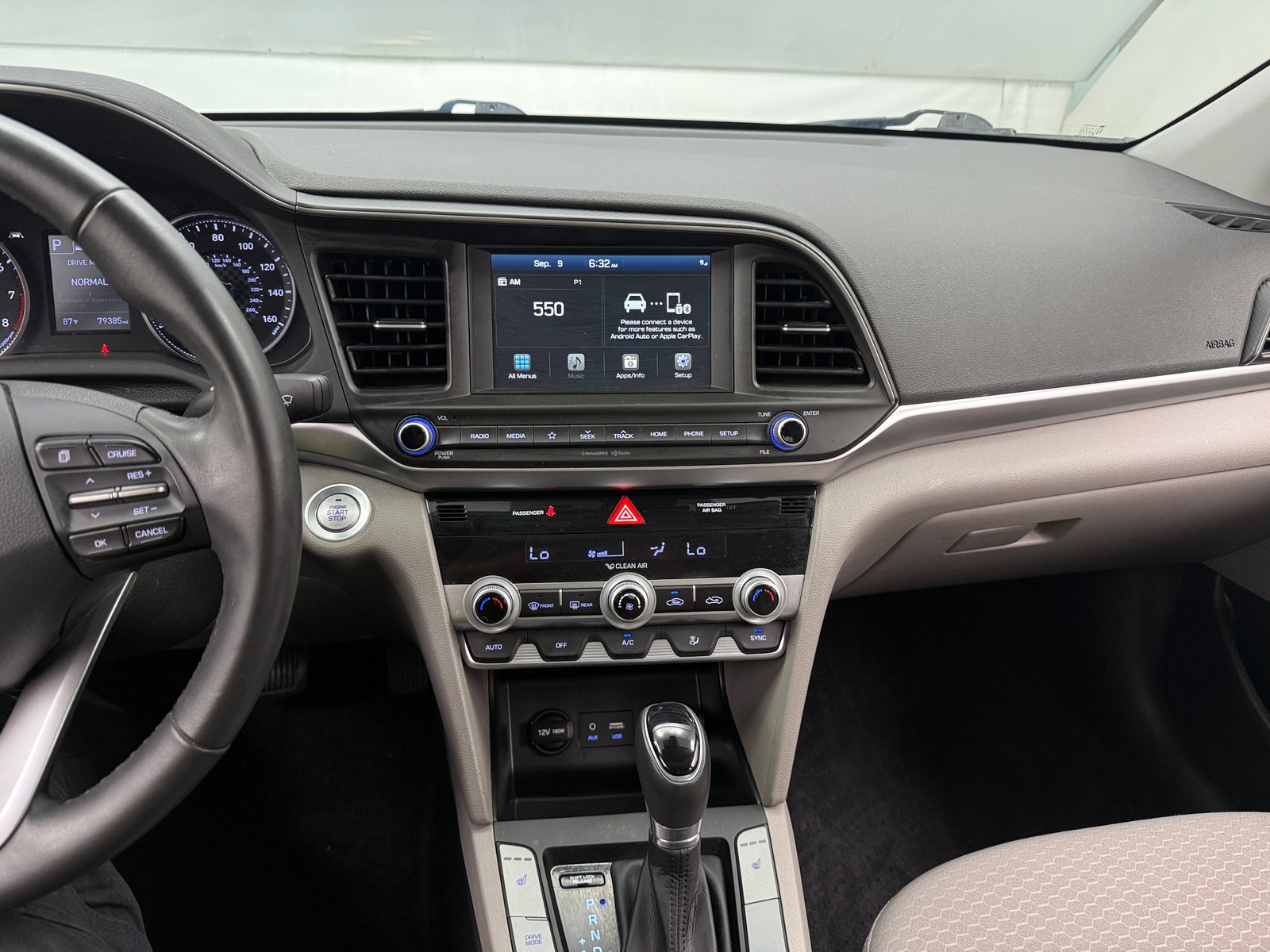 Thumbnail: 2020 Hyundai Elantra - 4