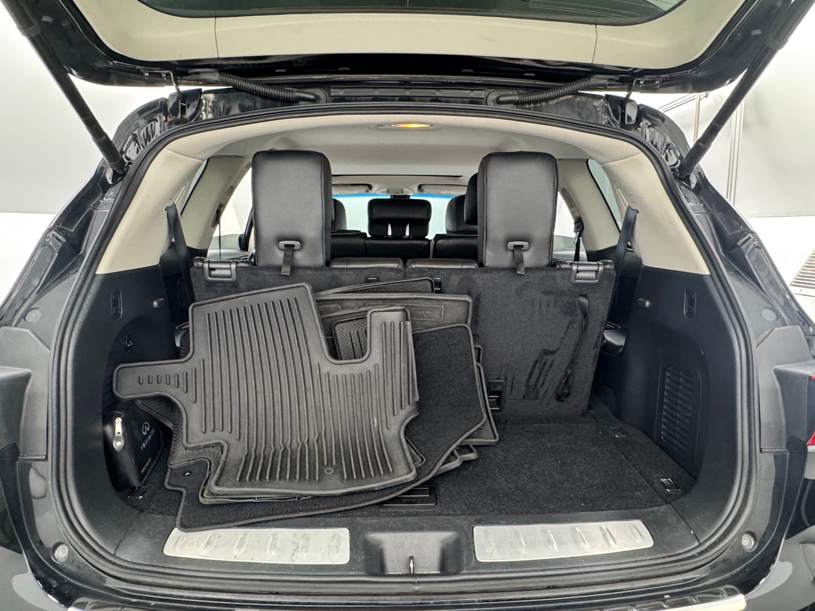 Thumbnail: 2015 INFINITI QX60 - 6