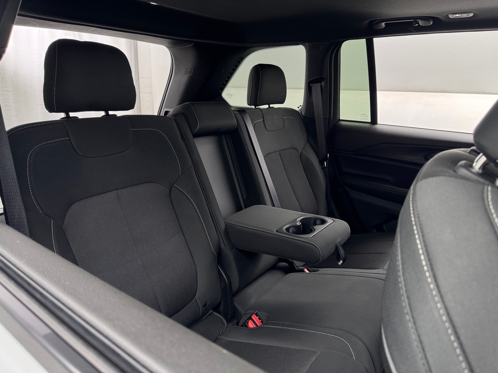 Thumbnail: 2024 Jeep Grand Cherokee - 6