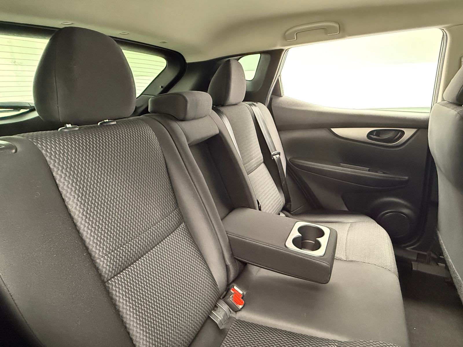 Thumbnail: 2019 Nissan Rogue Sport - 6