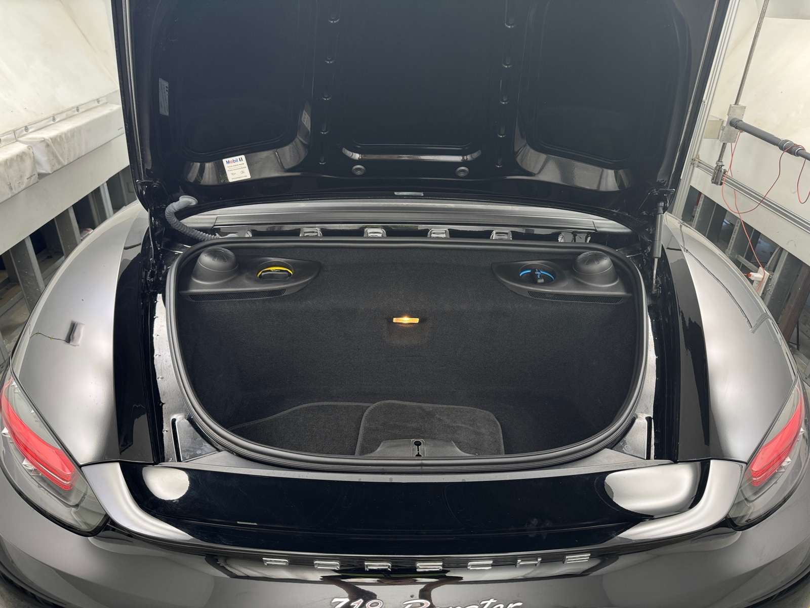 Thumbnail: 2021 Porsche 718 Boxster - 4