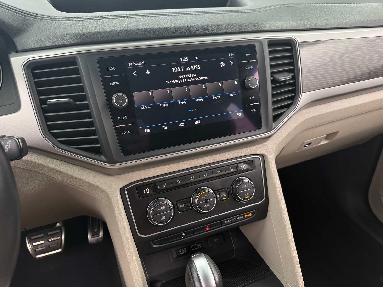 Thumbnail: 2019 Volkswagen Atlas - 3