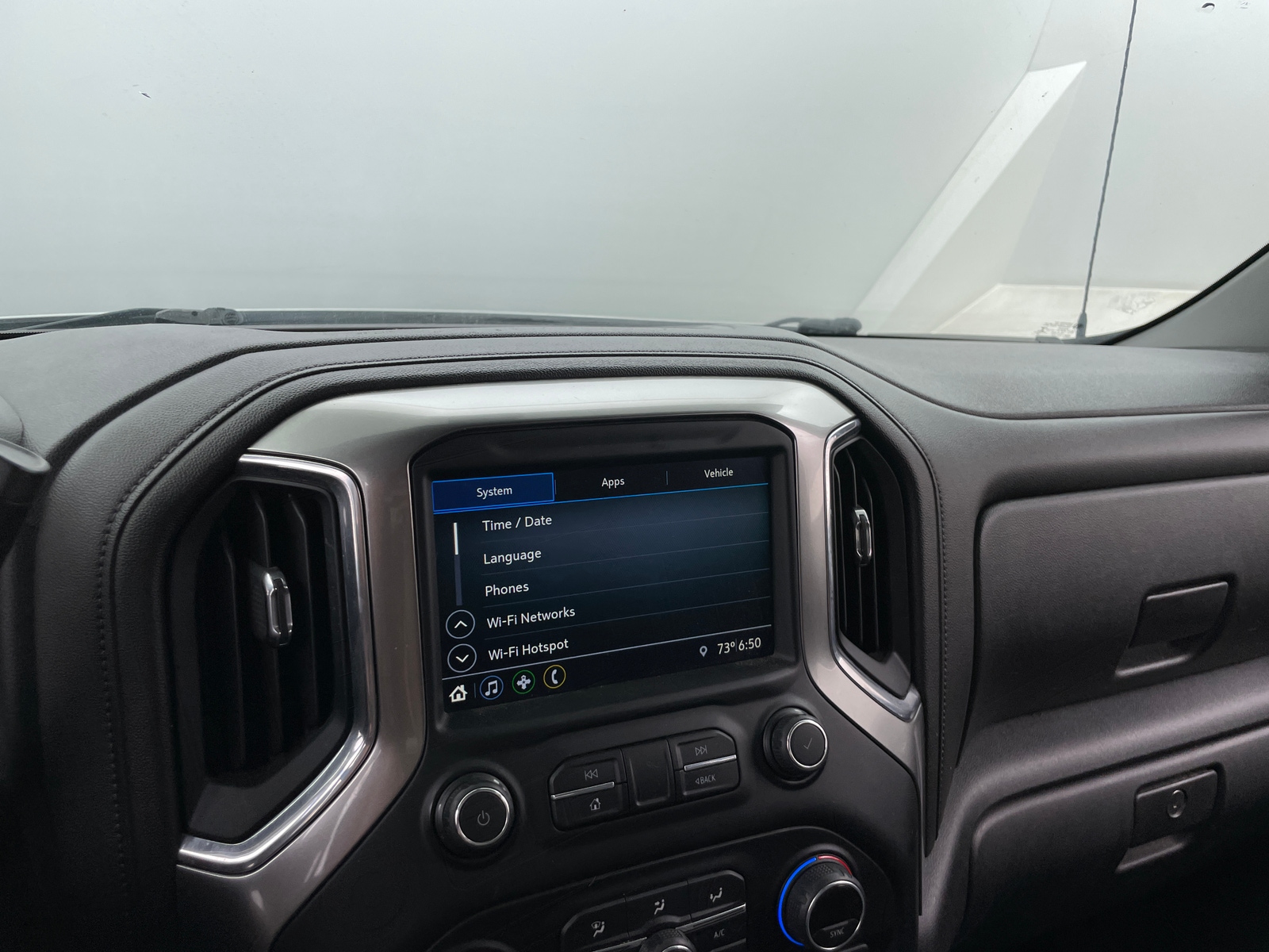 Thumbnail: 2019 Chevrolet Silverado 1500 - 4