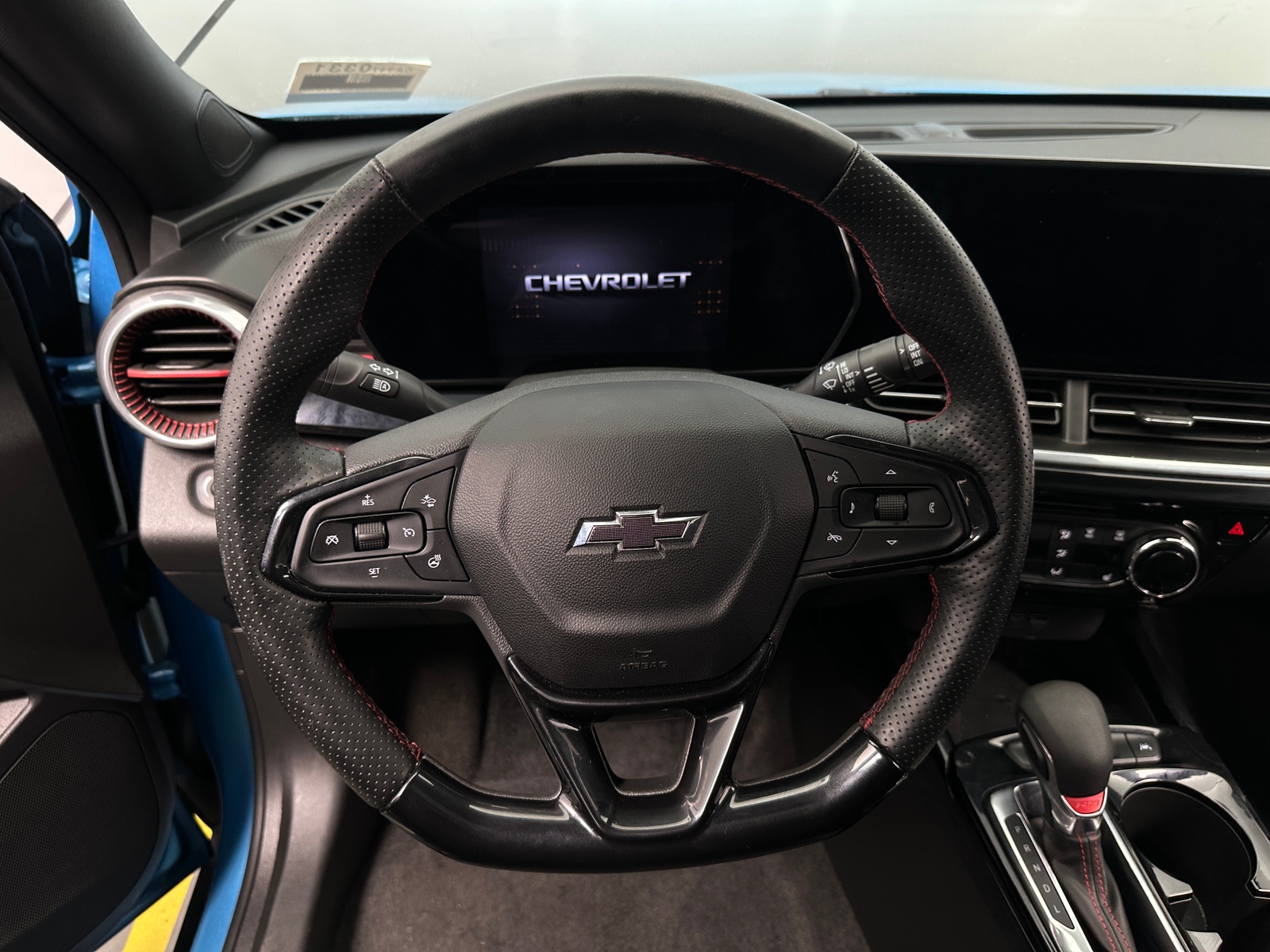 Thumbnail: 2025 Chevrolet Trax - 5