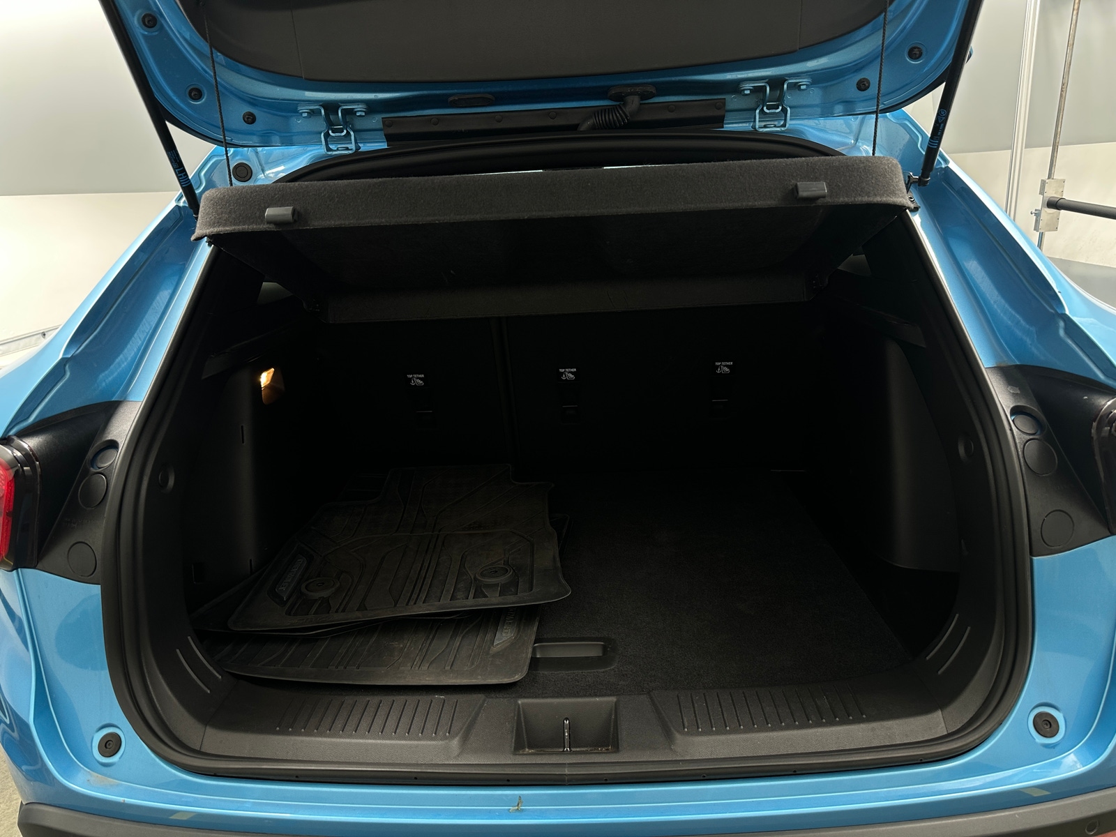 Thumbnail: 2025 Chevrolet Trax - 7