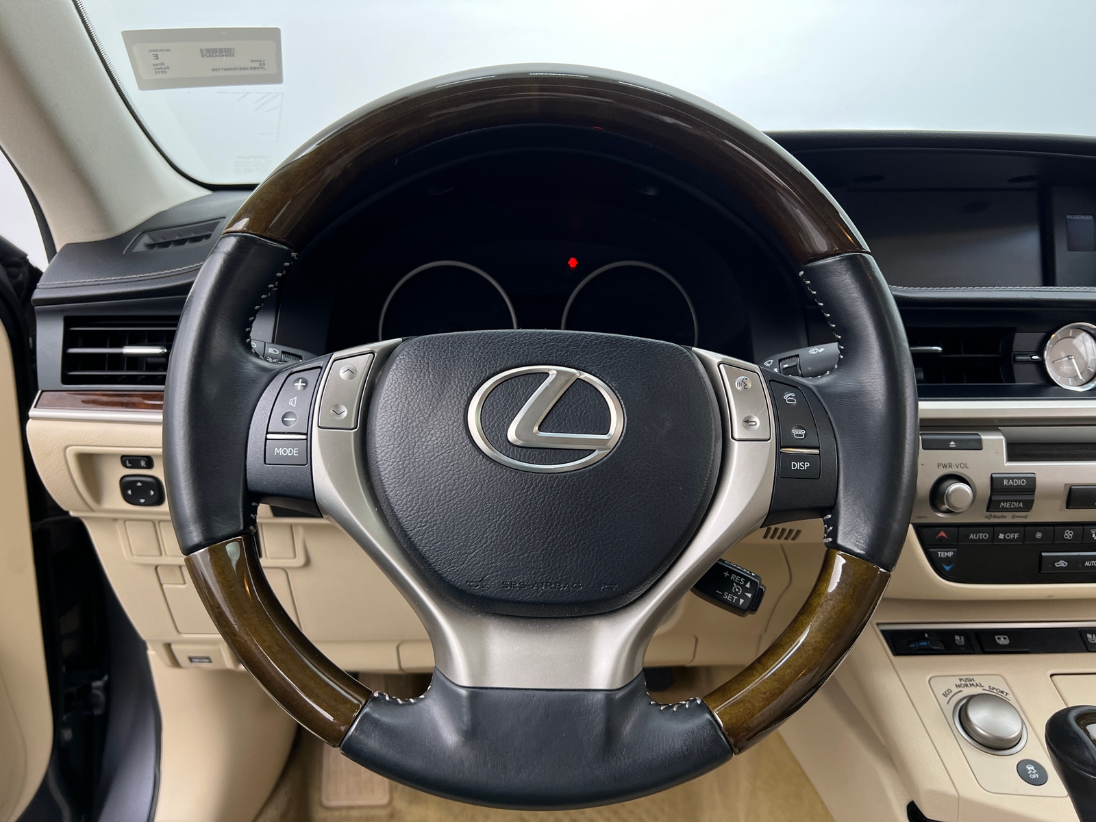 Thumbnail: 2013 Lexus ES - 4