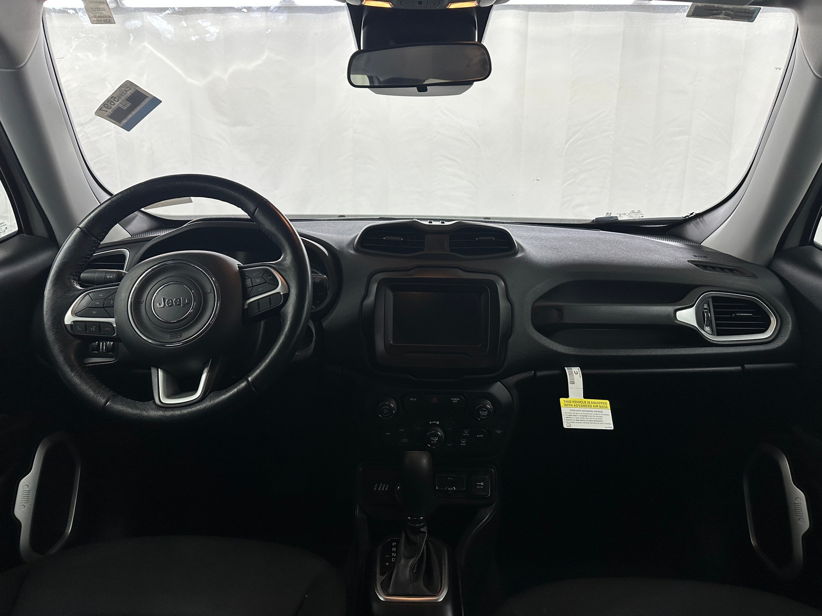 Thumbnail: 2018 Jeep Renegade - 3