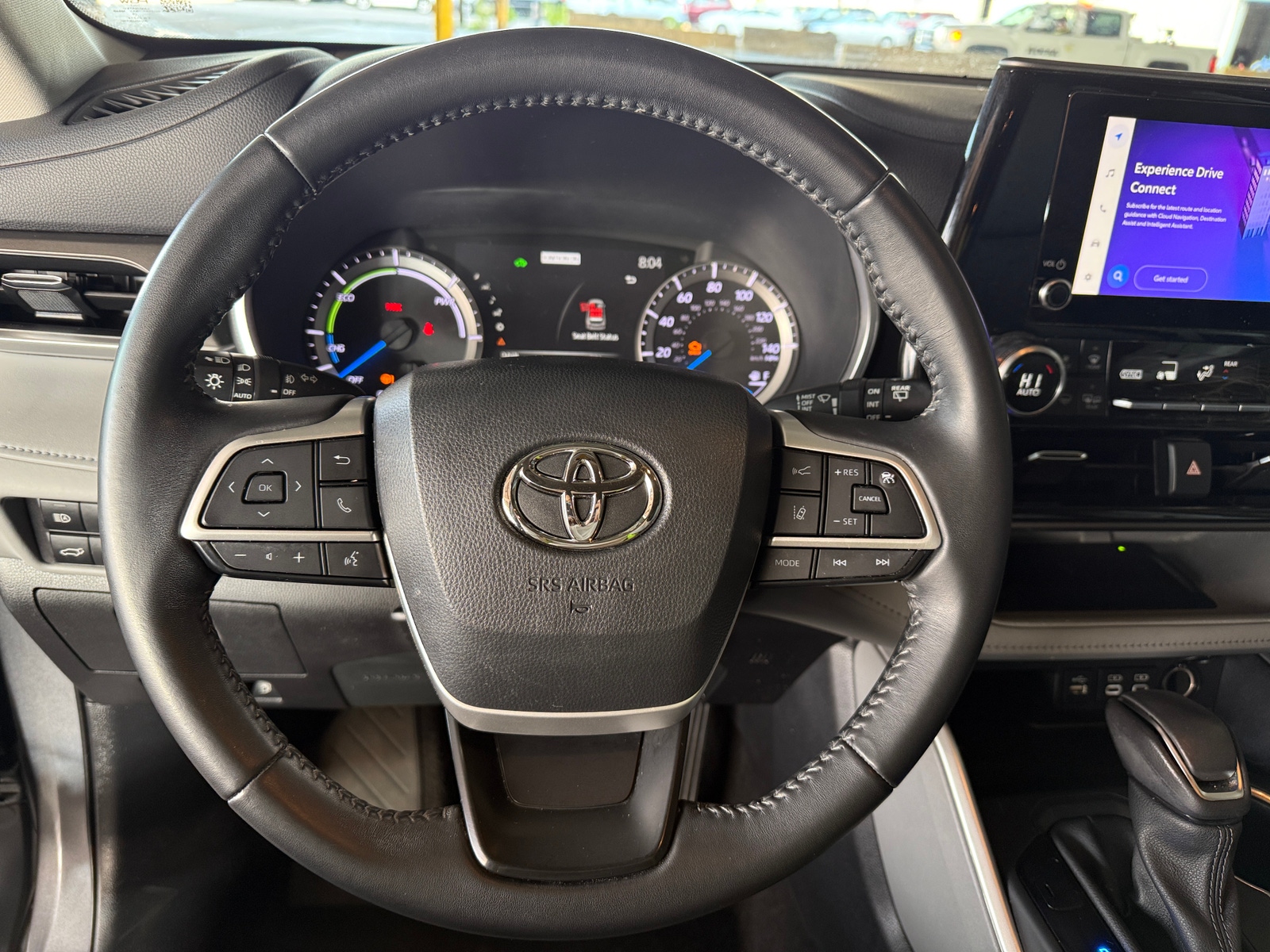 Thumbnail: 2023 Toyota Highlander - 4