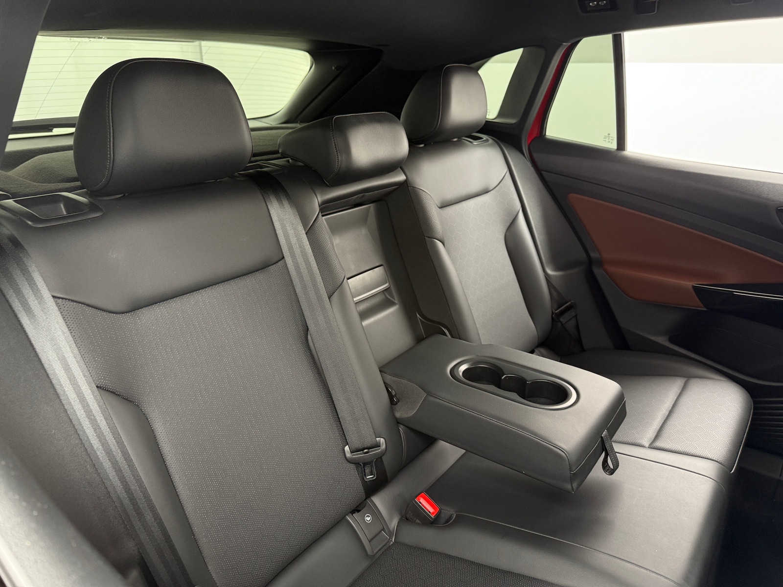 Thumbnail: 2021 Volkswagen ID.4 - 5