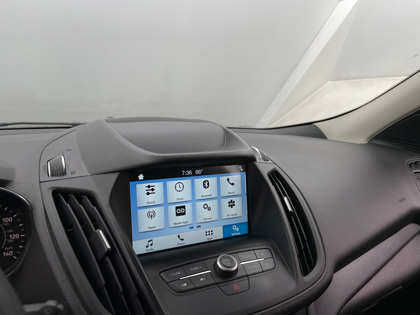 Thumbnail: 2019 Ford Escape - 4