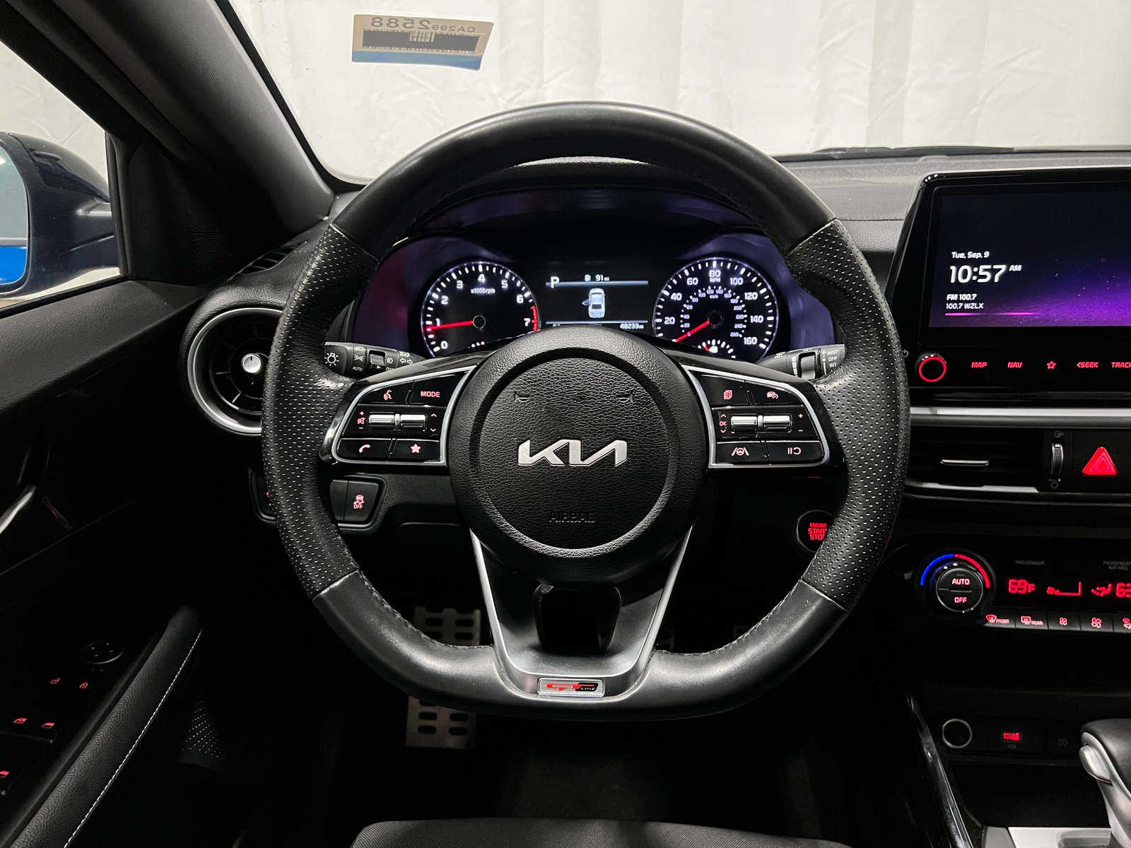 Thumbnail: 2023 Kia Forte - 5