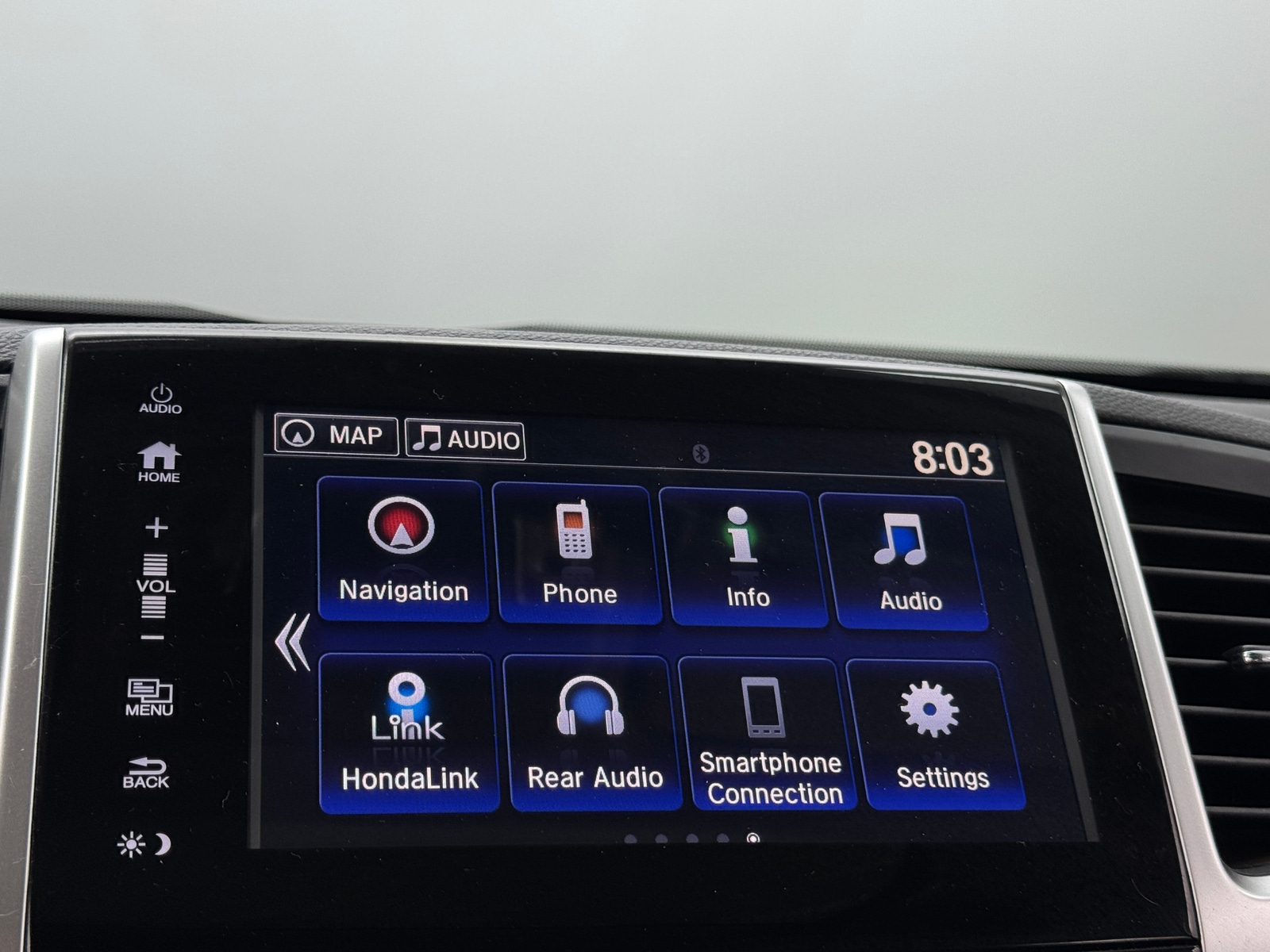 Thumbnail: 2017 Honda Pilot - 3