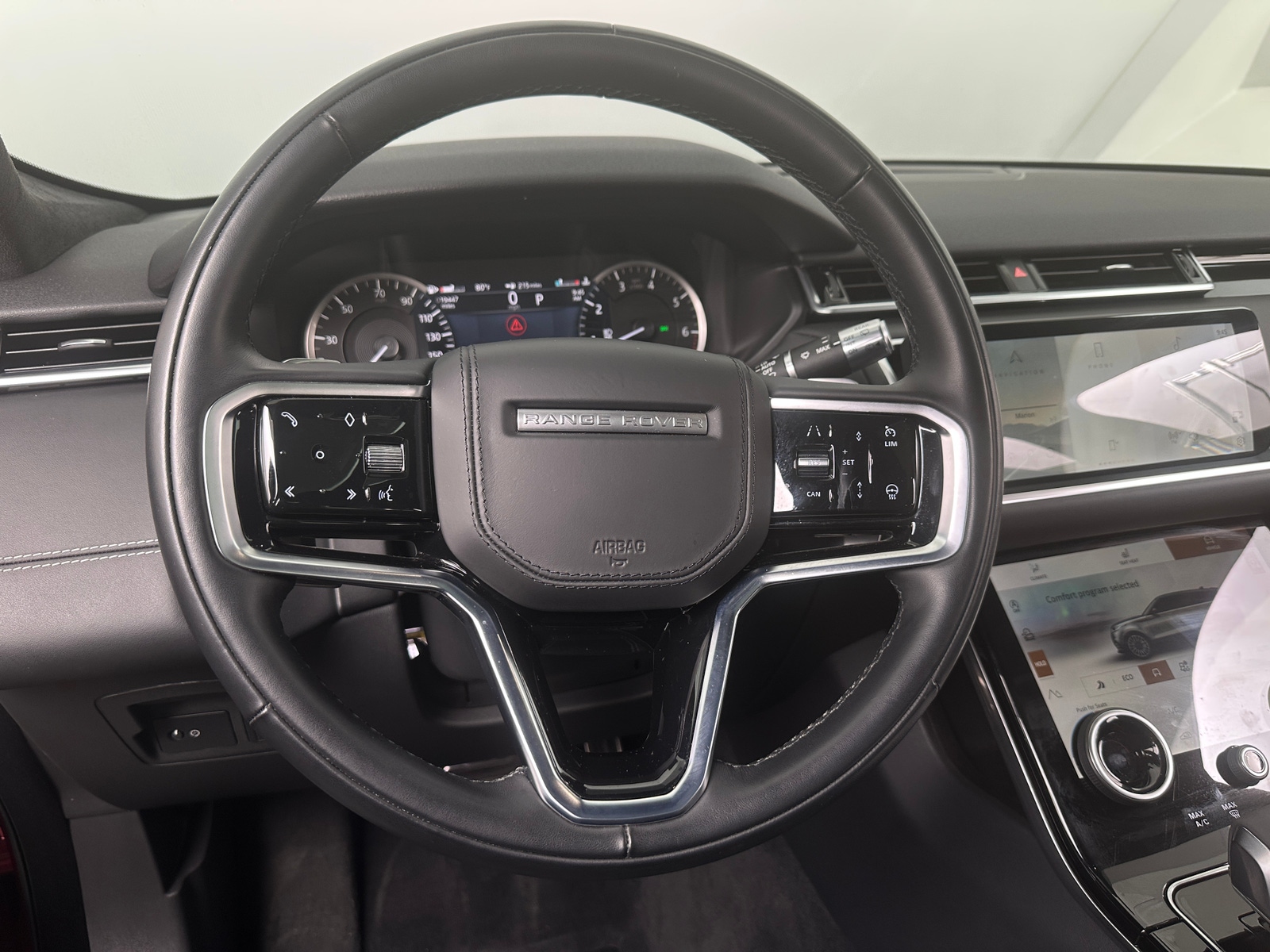 Thumbnail: 2023 Land Rover Range Rover Velar - 4