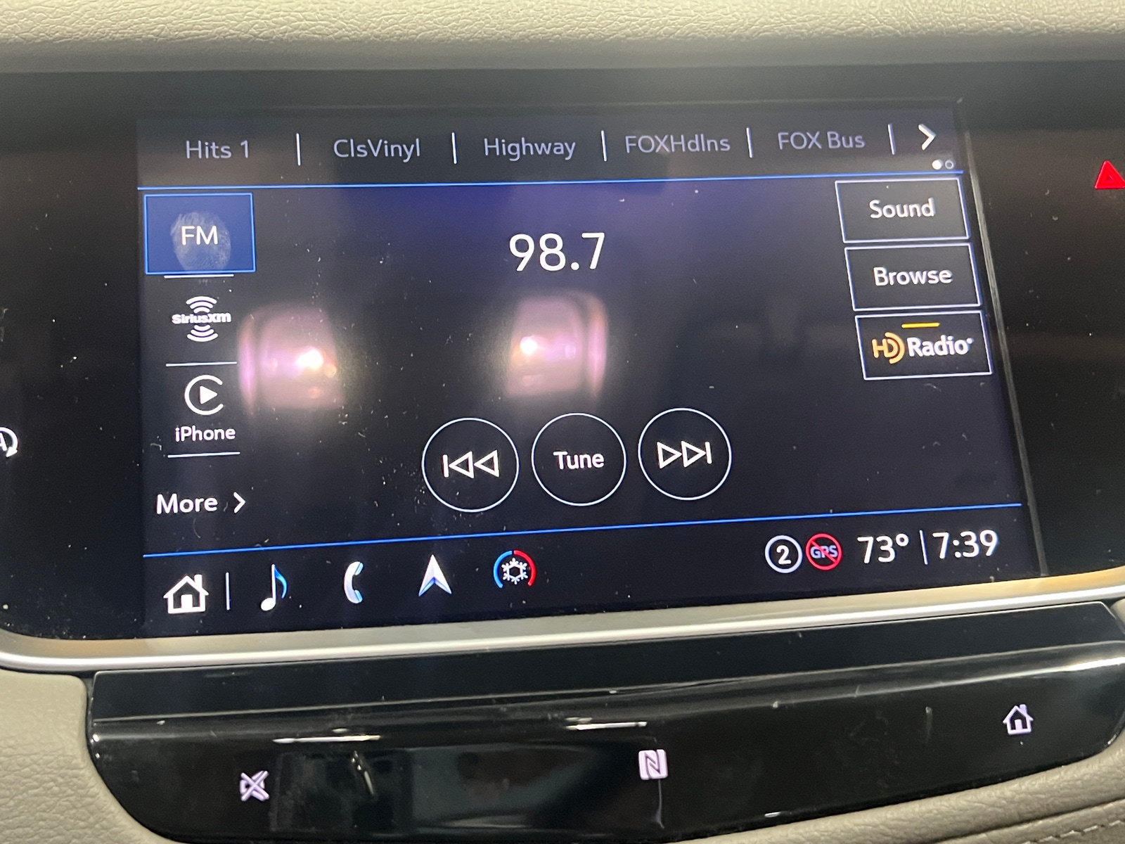 Thumbnail: 2021 Cadillac XT5 - 3