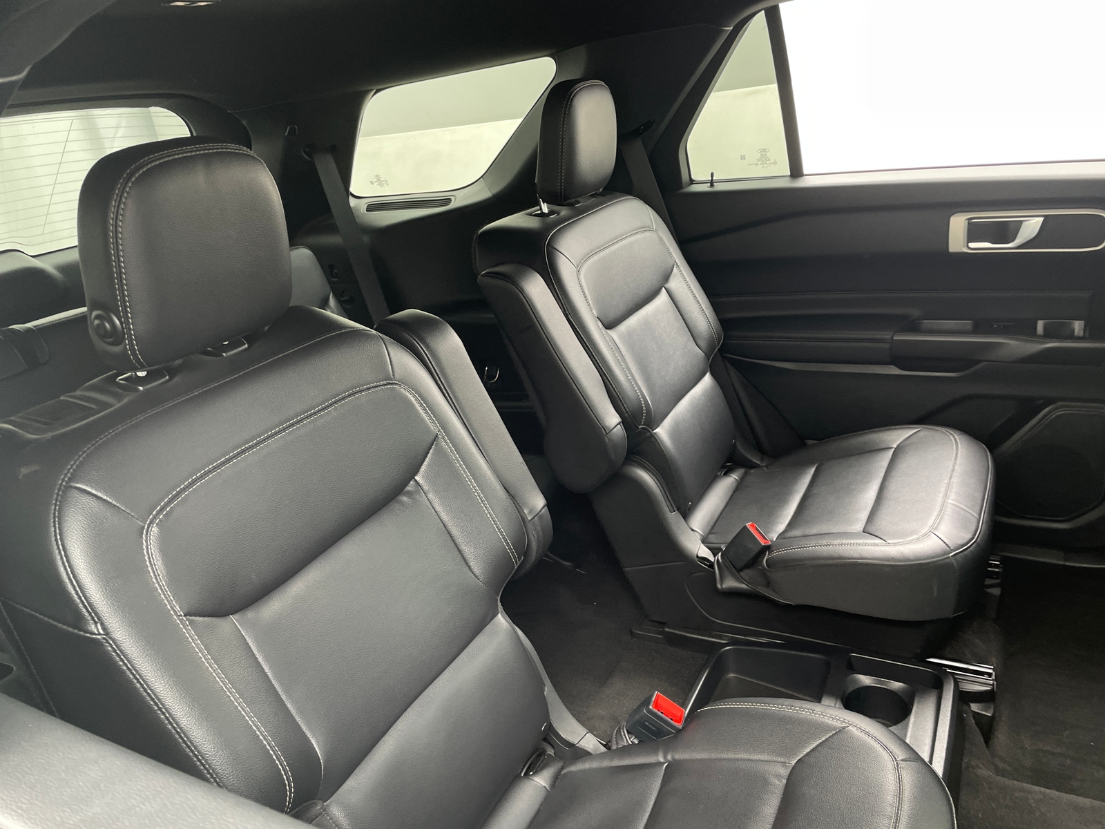 Thumbnail: 2020 Ford Explorer - 6