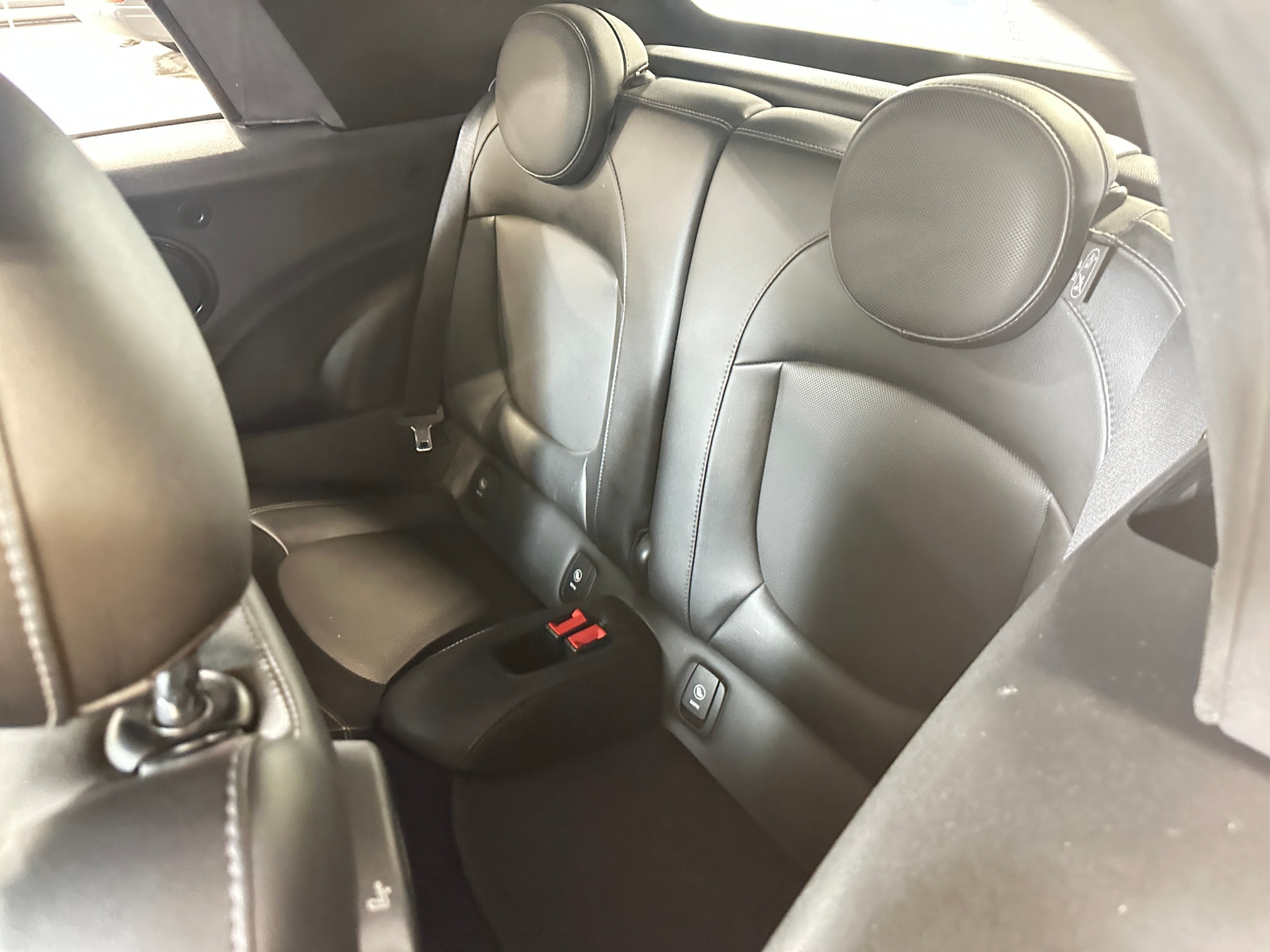 Thumbnail: 2017 MINI Cooper Convertible - 5