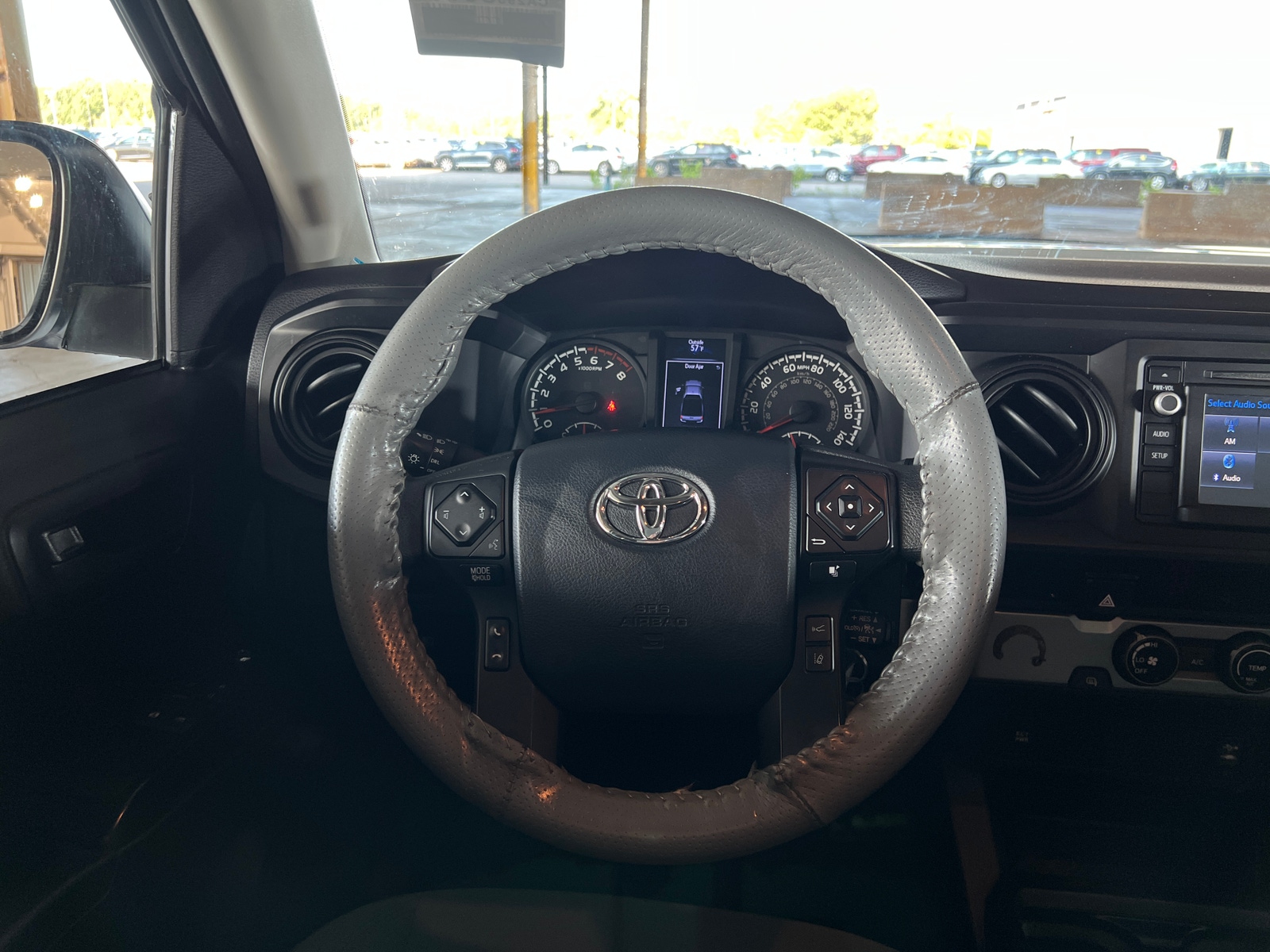 Thumbnail: 2018 Toyota Tacoma - 5
