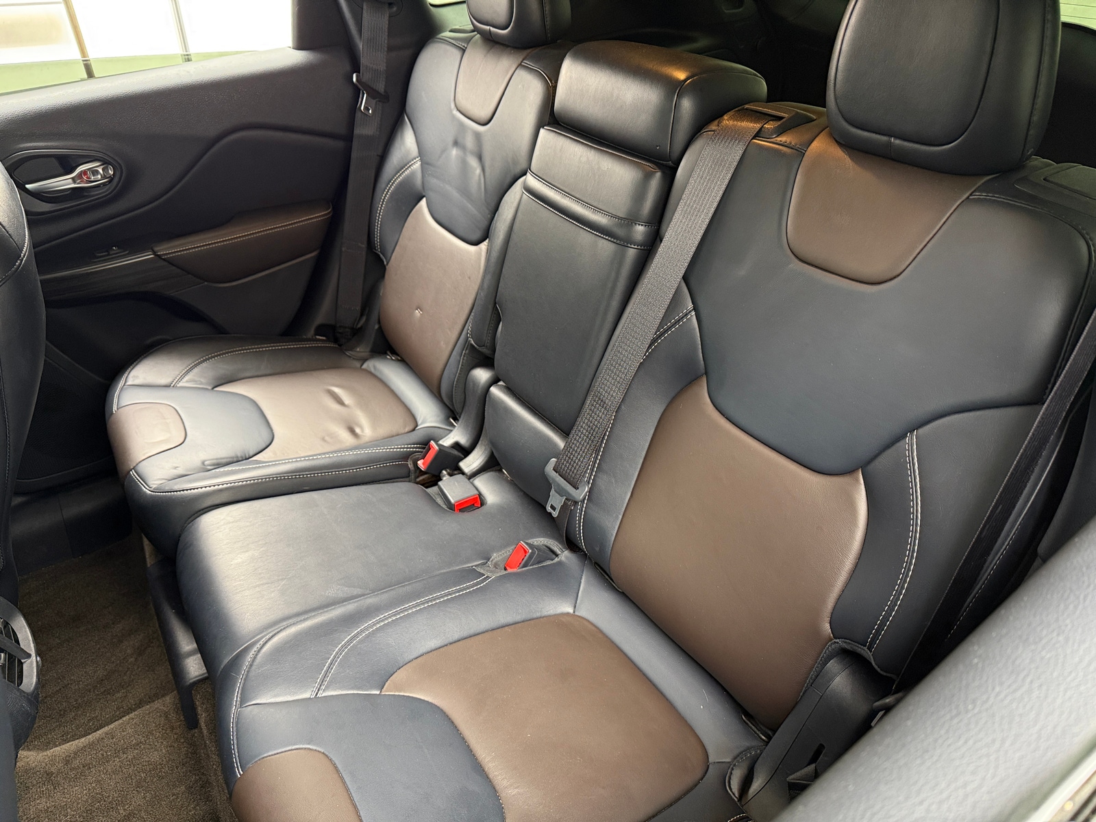 Thumbnail: 2016 Jeep Cherokee - 5