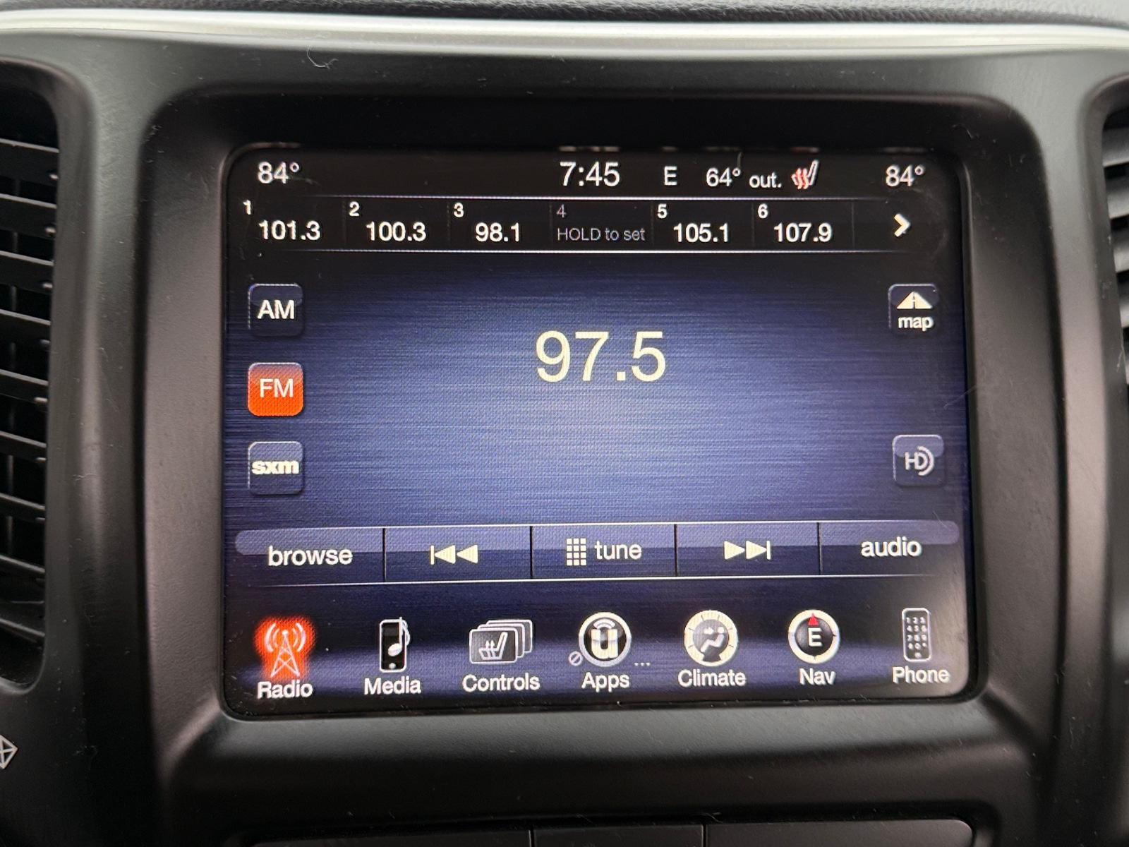 Thumbnail: 2016 Jeep Cherokee - 3