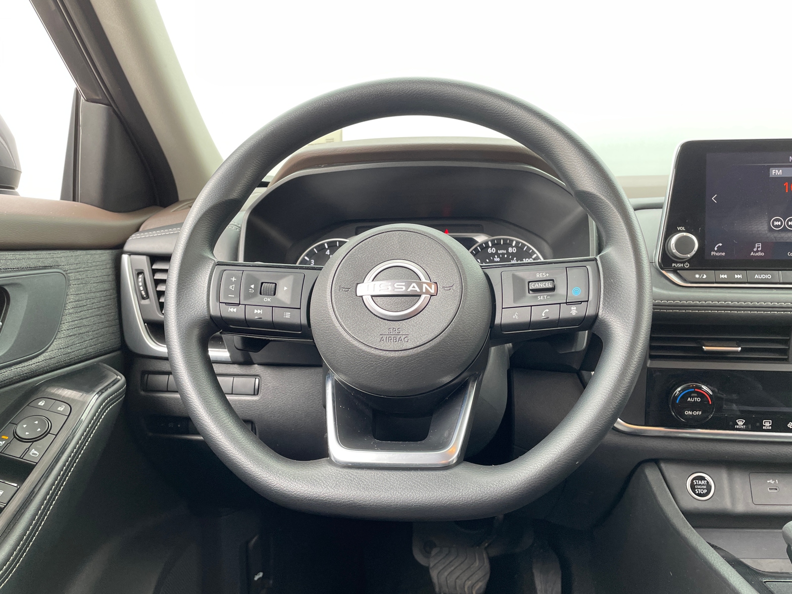 Thumbnail: 2023 Nissan Rogue - 5