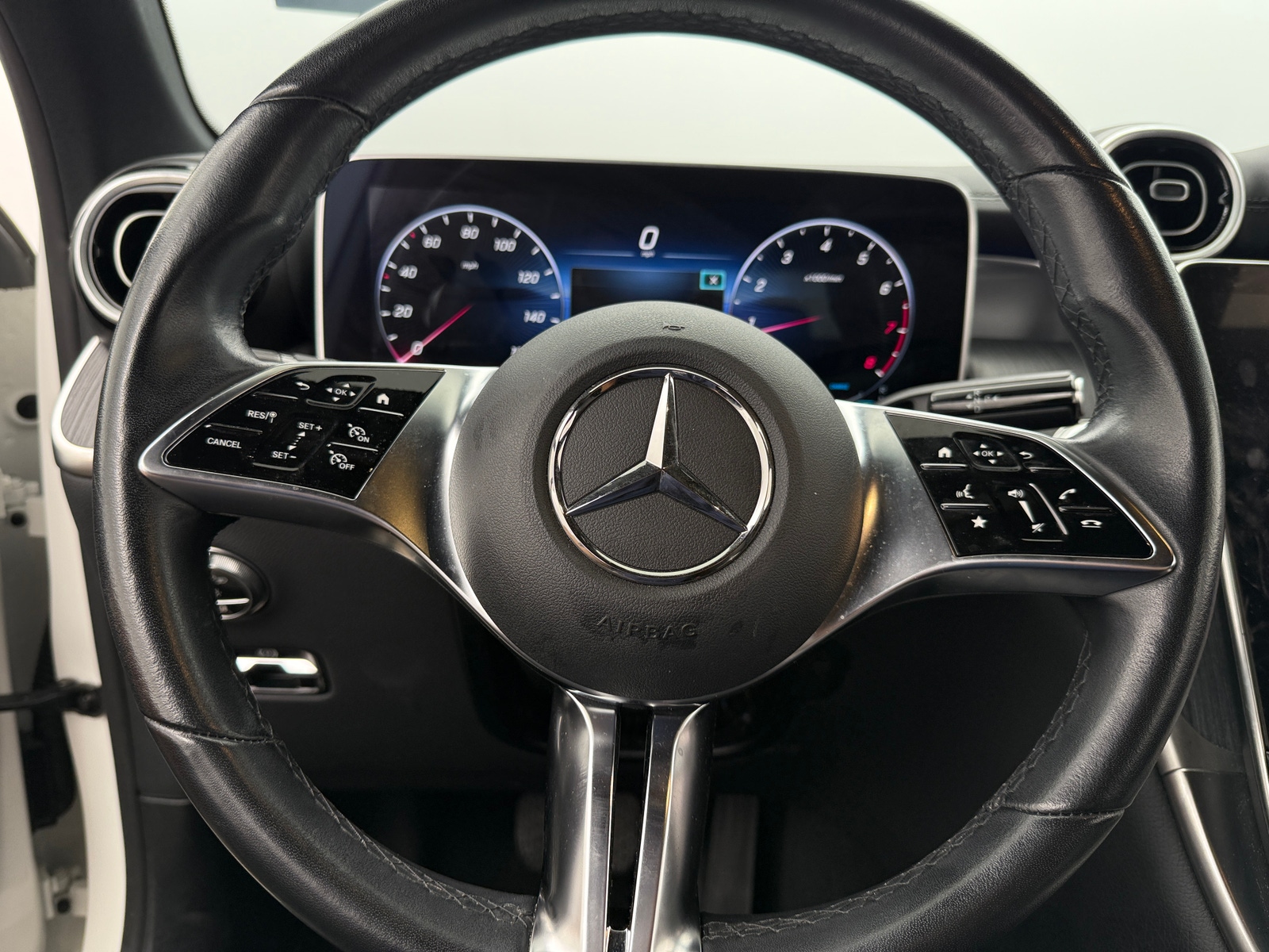 Thumbnail: 2024 Mercedes-Benz GLC - 4