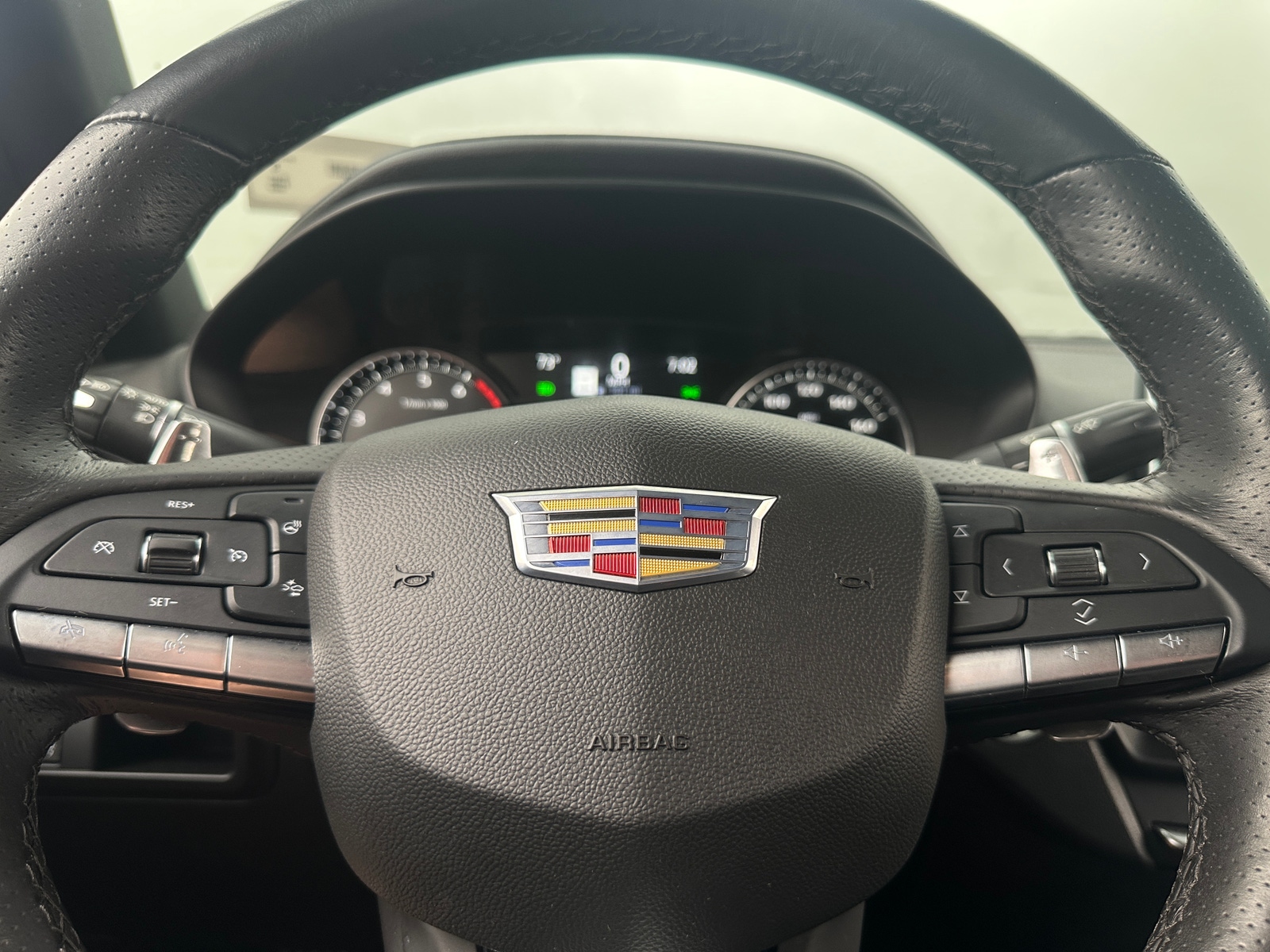 Thumbnail: 2022 Cadillac CT4 - 4