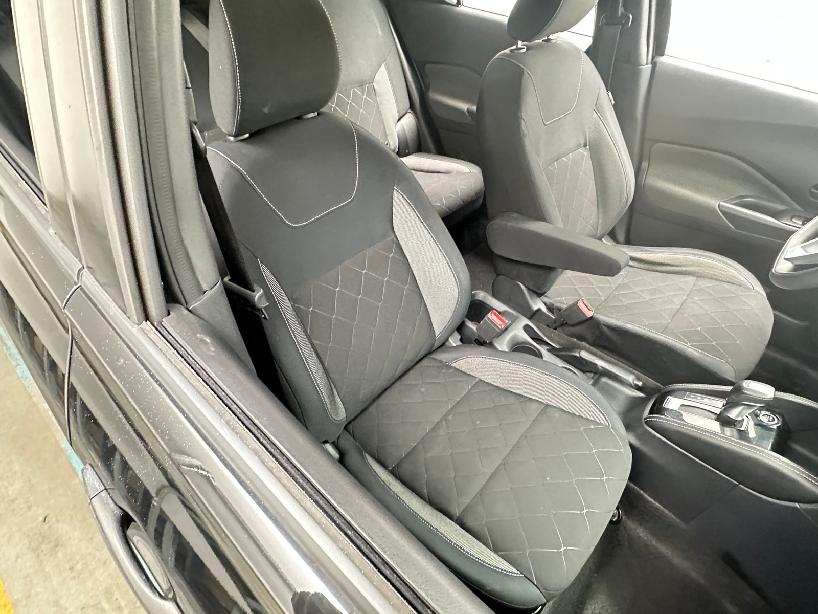 Thumbnail: 2018 Nissan Kicks - 2