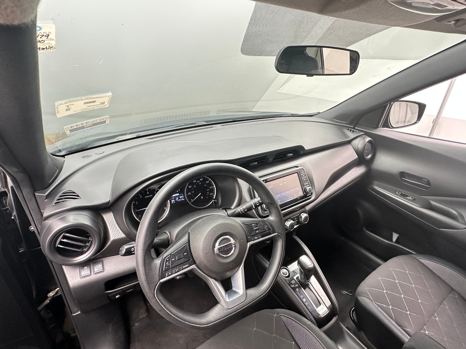 Thumbnail: 2018 Nissan Kicks - 3
