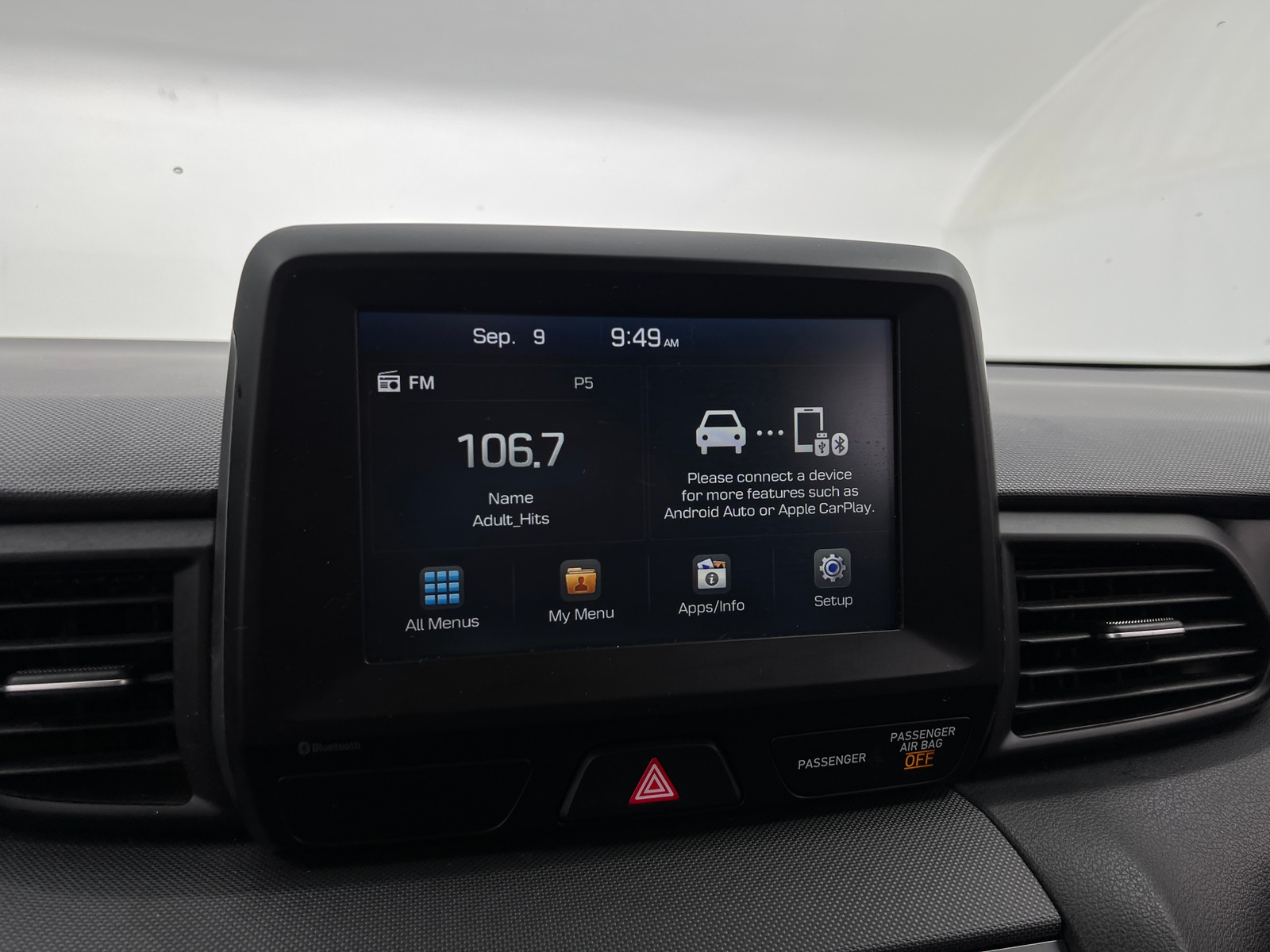 Thumbnail: 2019 Hyundai Veloster - 3