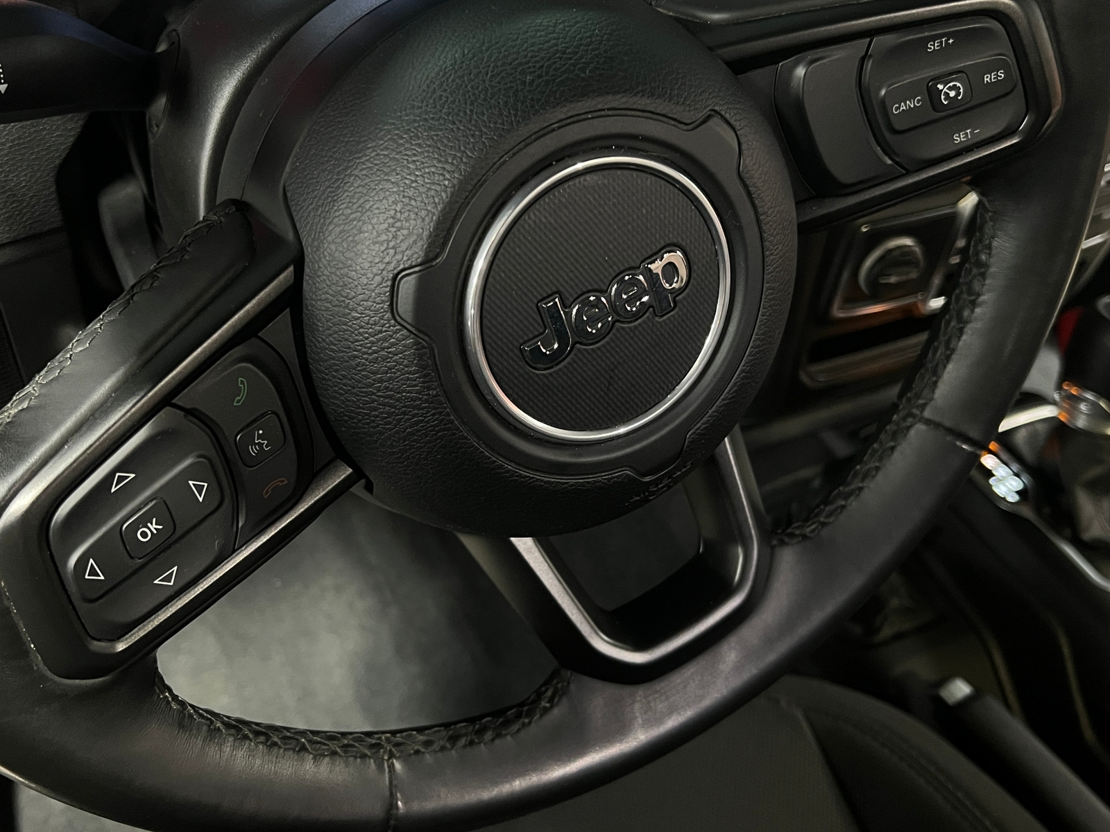 Thumbnail: 2022 Jeep Wrangler - 5