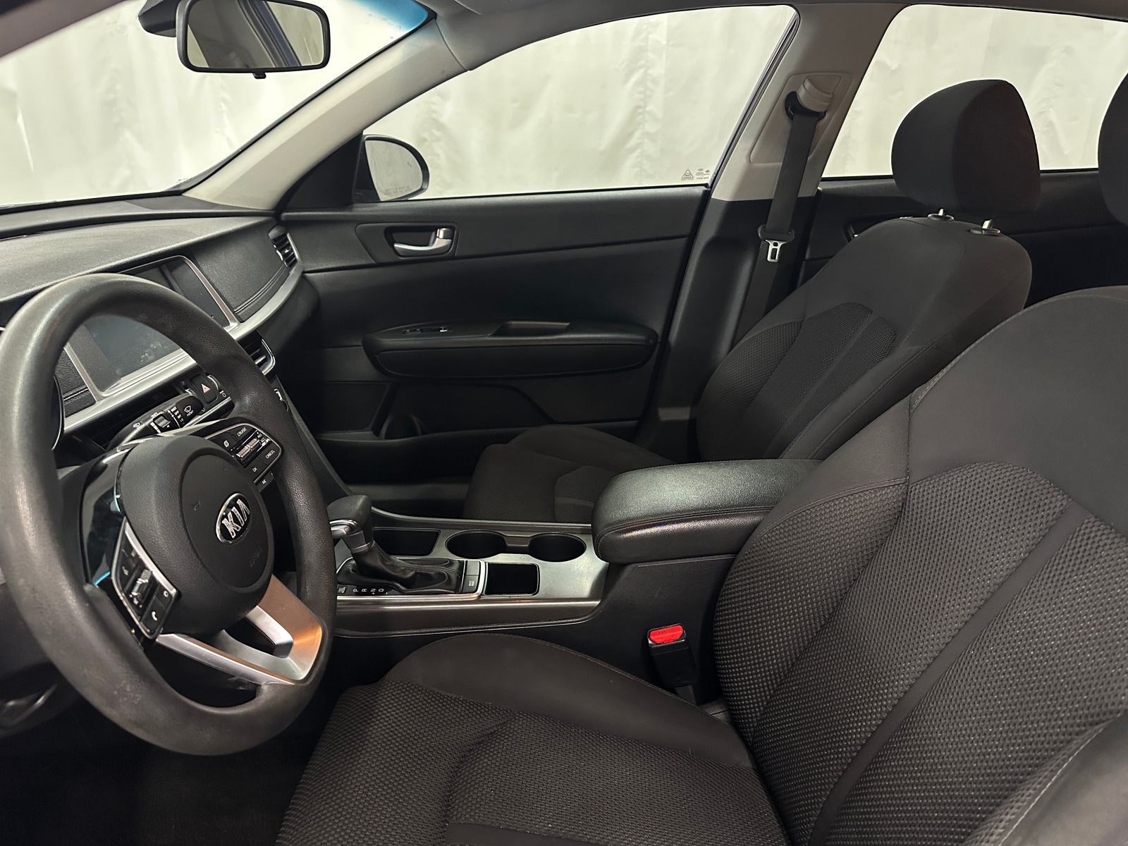 Thumbnail: 2019 Kia Optima - 2