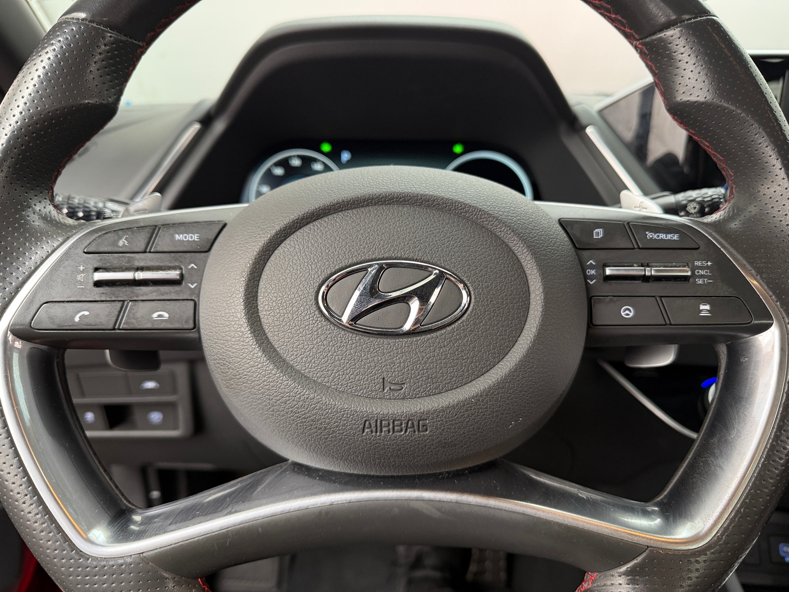 Thumbnail: 2021 Hyundai Sonata - 4