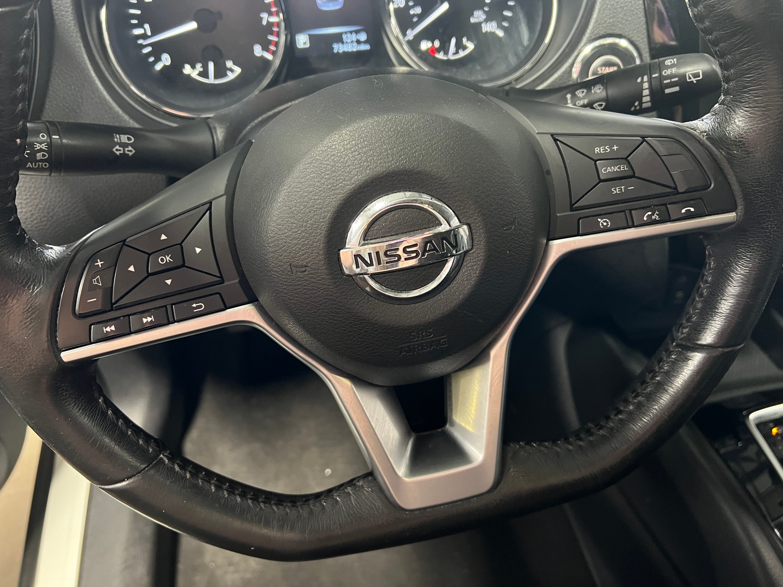 Thumbnail: 2017 Nissan Rogue - 5