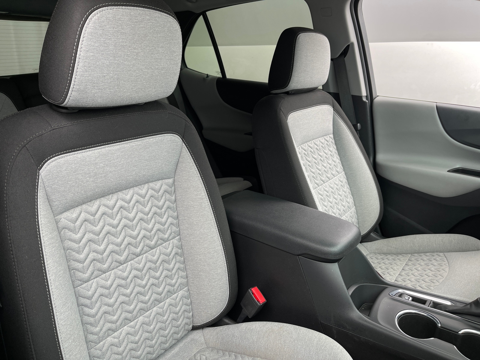 Thumbnail: 2023 Chevrolet Equinox - 2