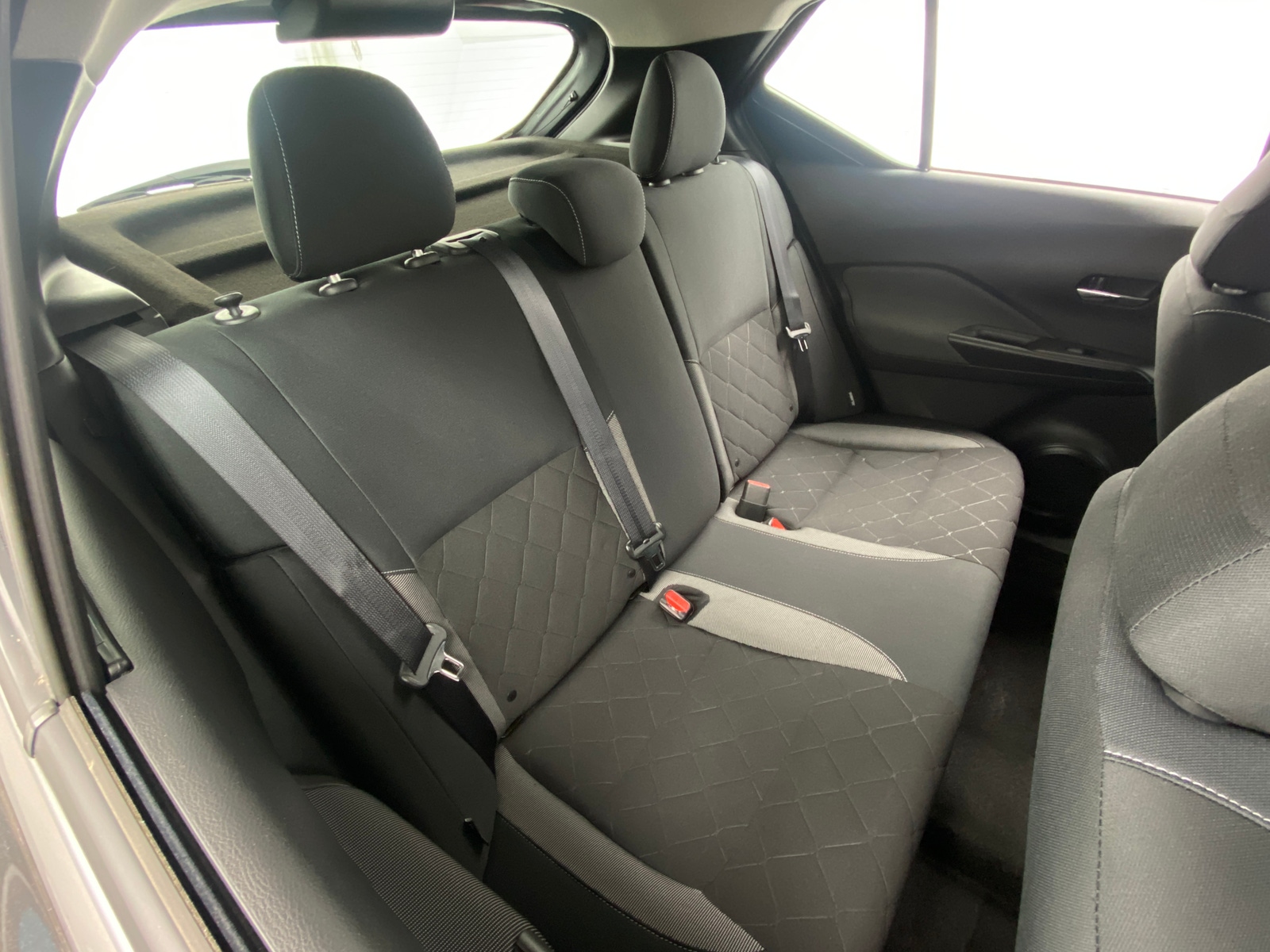 Thumbnail: 2020 Nissan Kicks - 6