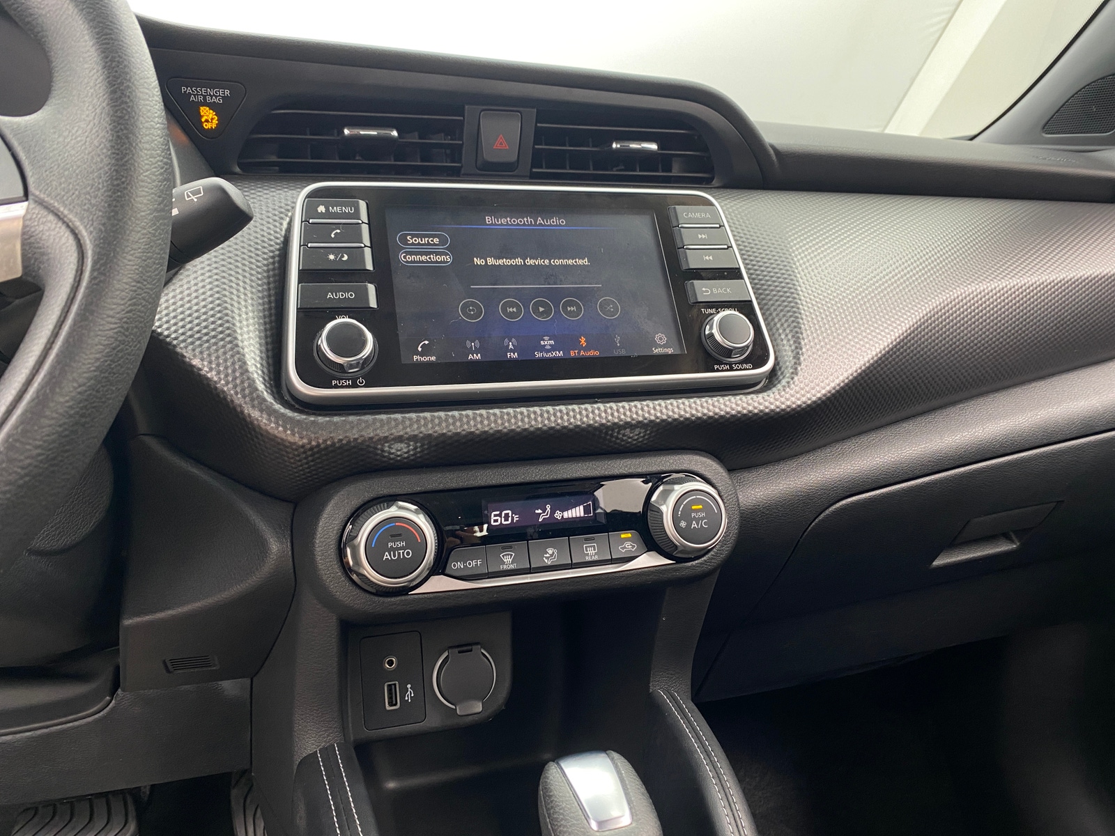Thumbnail: 2020 Nissan Kicks - 4