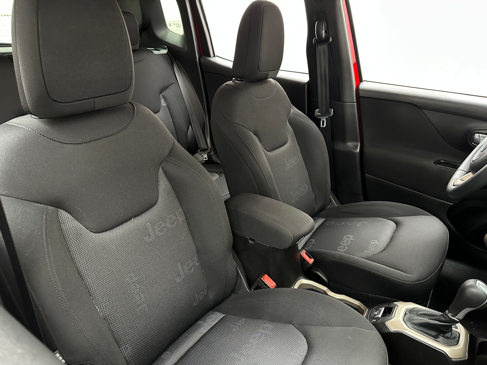 Thumbnail: 2017 Jeep Renegade - 2