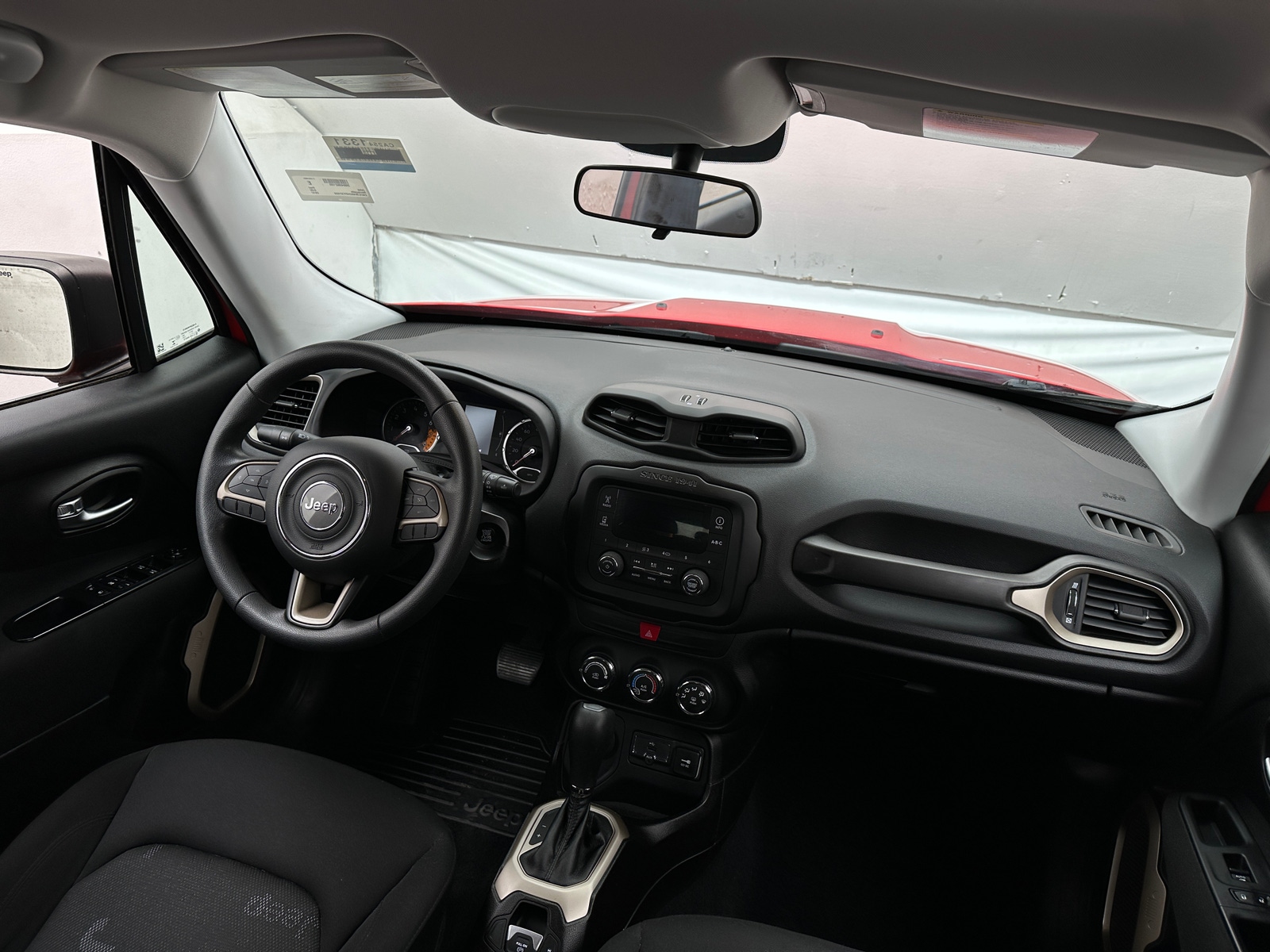 Thumbnail: 2017 Jeep Renegade - 3