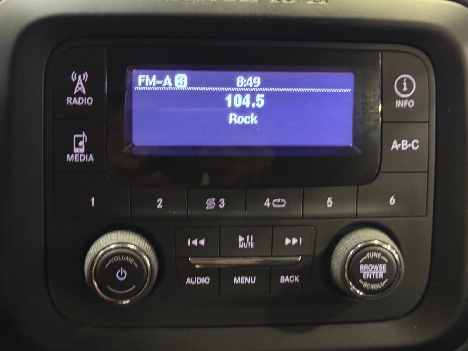 Thumbnail: 2017 Jeep Renegade - 4