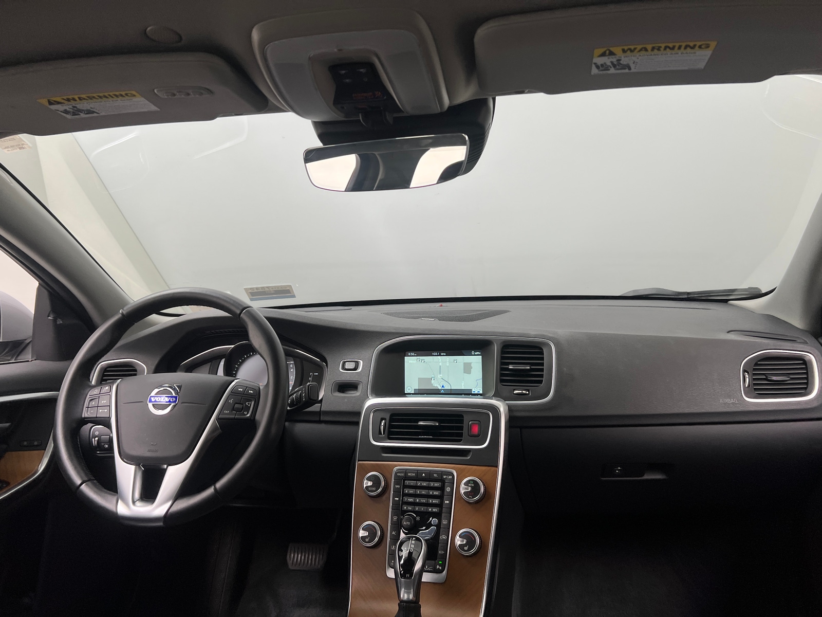 Thumbnail: 2017 Volvo S60 - 2