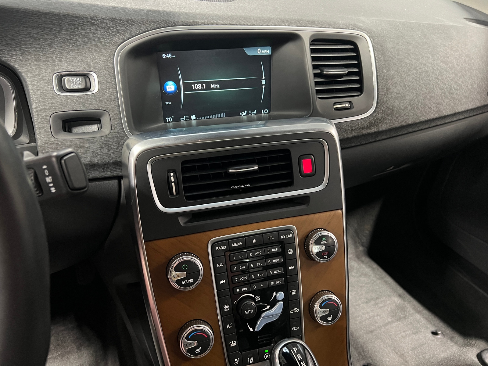 Thumbnail: 2017 Volvo S60 - 3