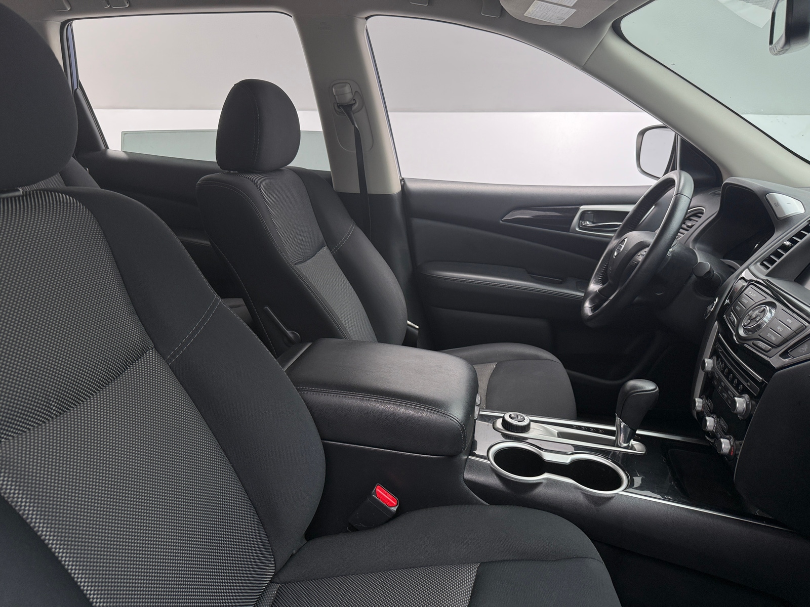 Thumbnail: 2019 Nissan Pathfinder - 2