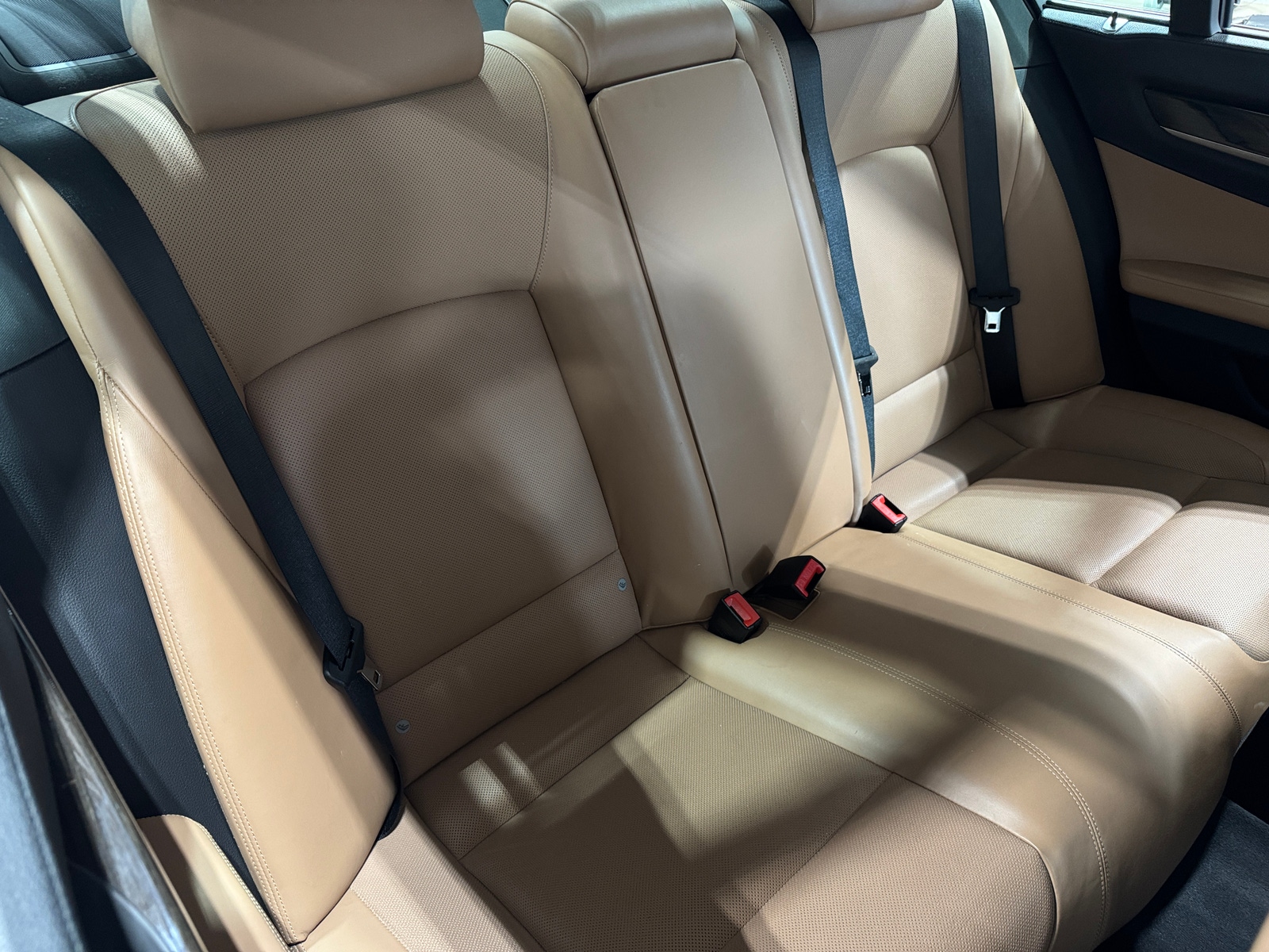 Thumbnail: 2012 BMW 7 Series - 5