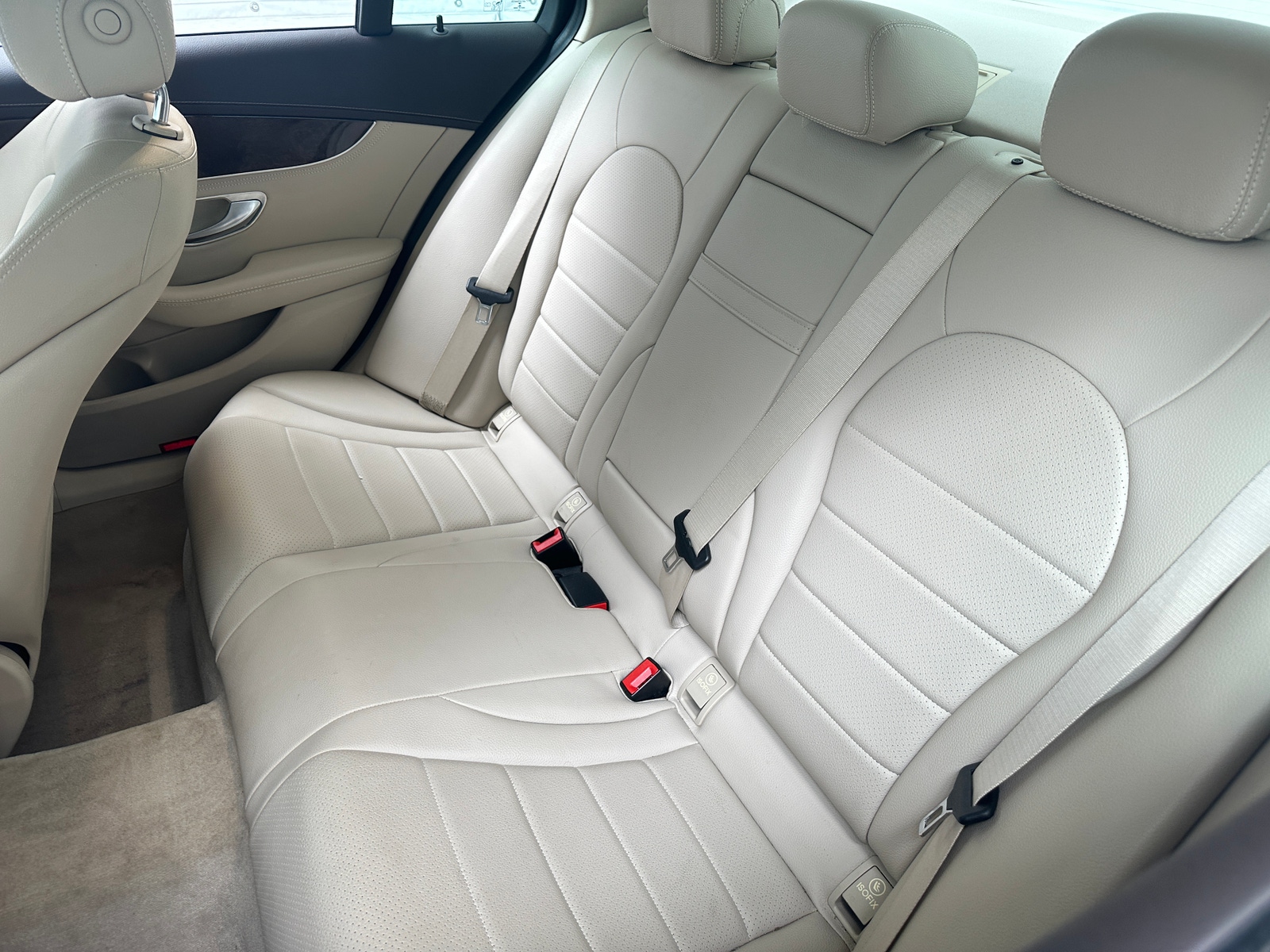 Thumbnail: 2016 Mercedes-Benz C-Class - 6